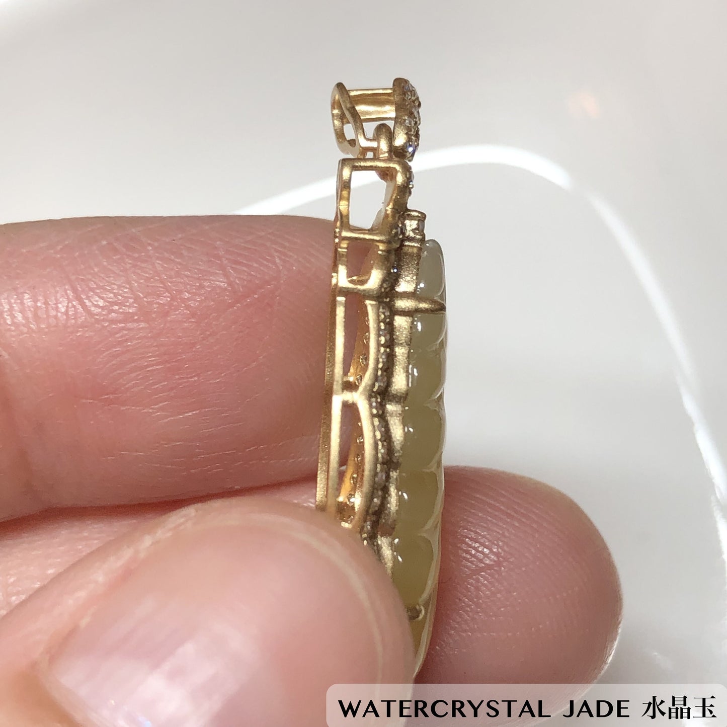 33.5mm GRADE A Yellow Brown Leaf Jadeite Jade Pendant 18K Yellow Gold Diamonds