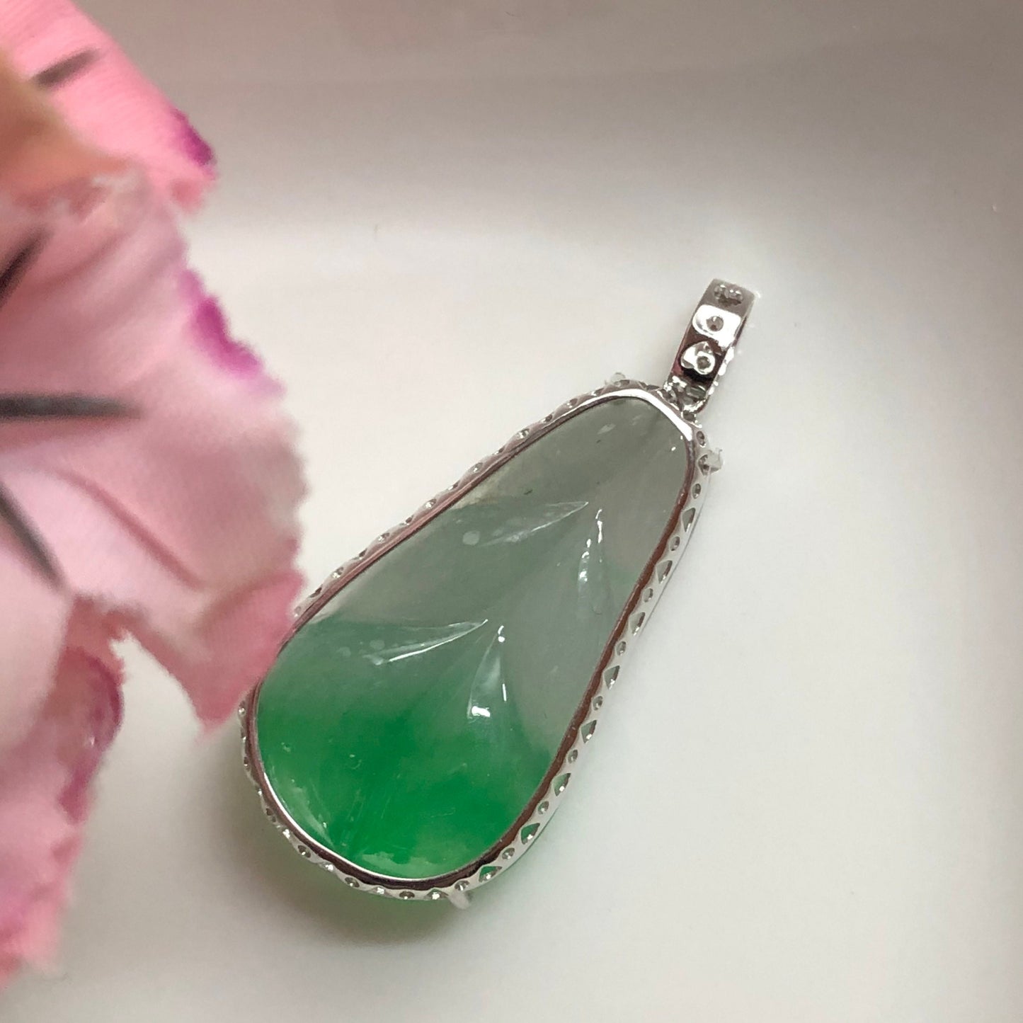 SALE: Grade A Icy Gradient Green Leaf Jadeite Jade Pendant 18K White Gold Buckle Diamonds