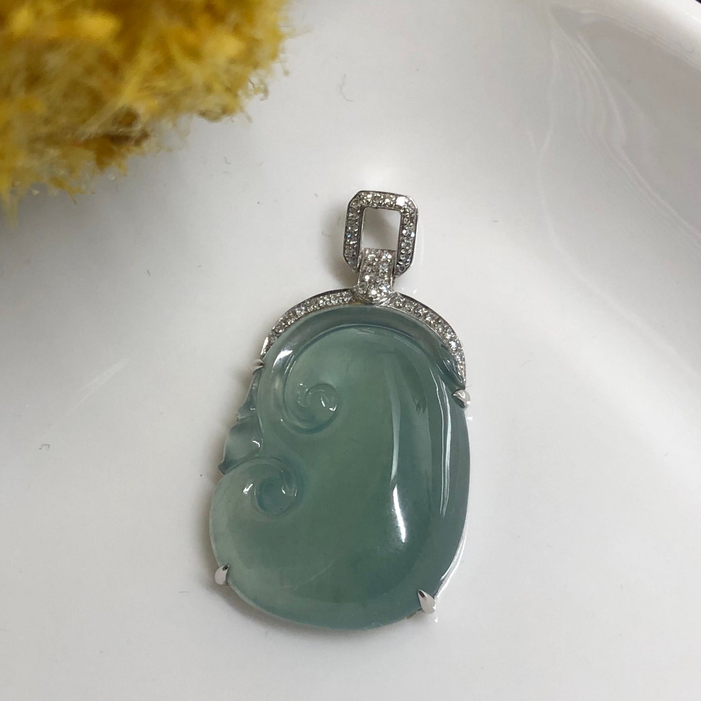 NEW Grade A Icy Jadeite Jade Ruyi Pendant set on 18K White Gold