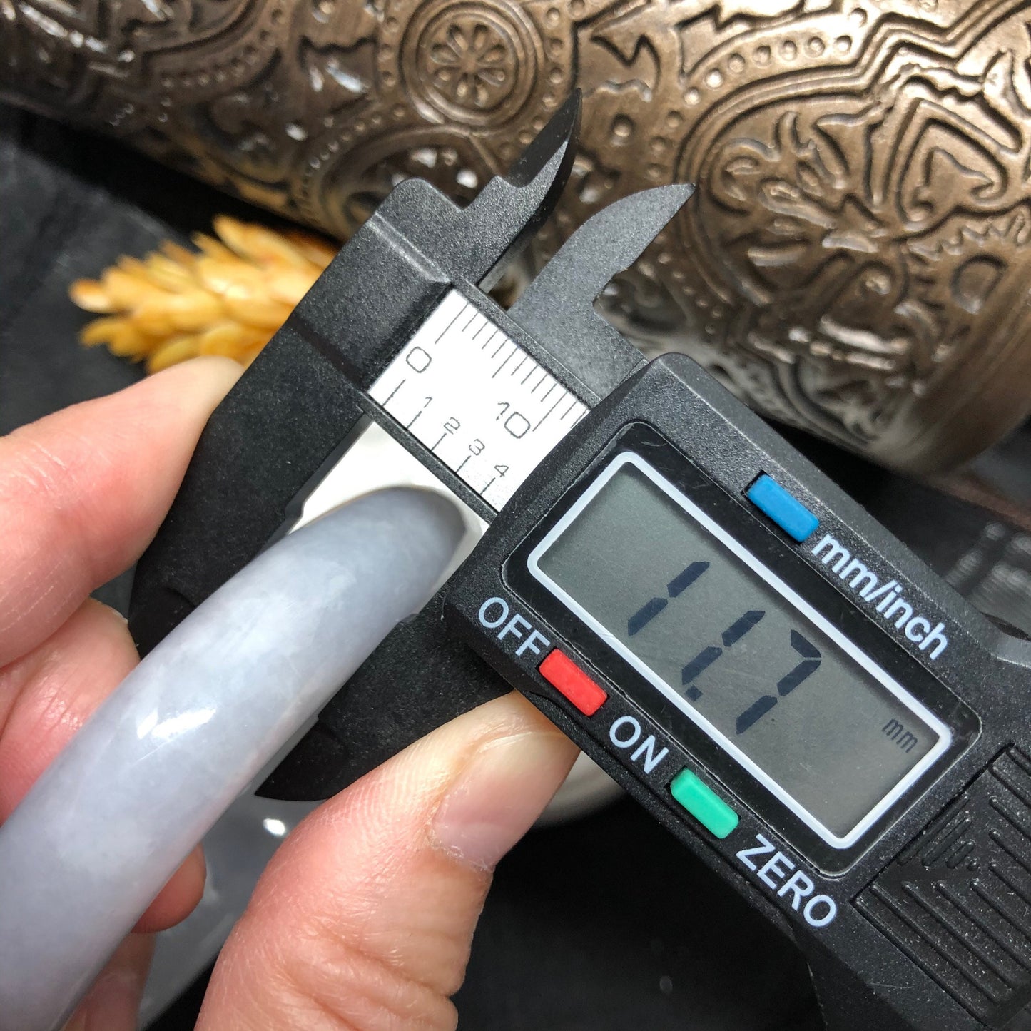 55mm Grade A Icy LIGHT LAVENDER D-SHAPED Jadeite Jade Bangle