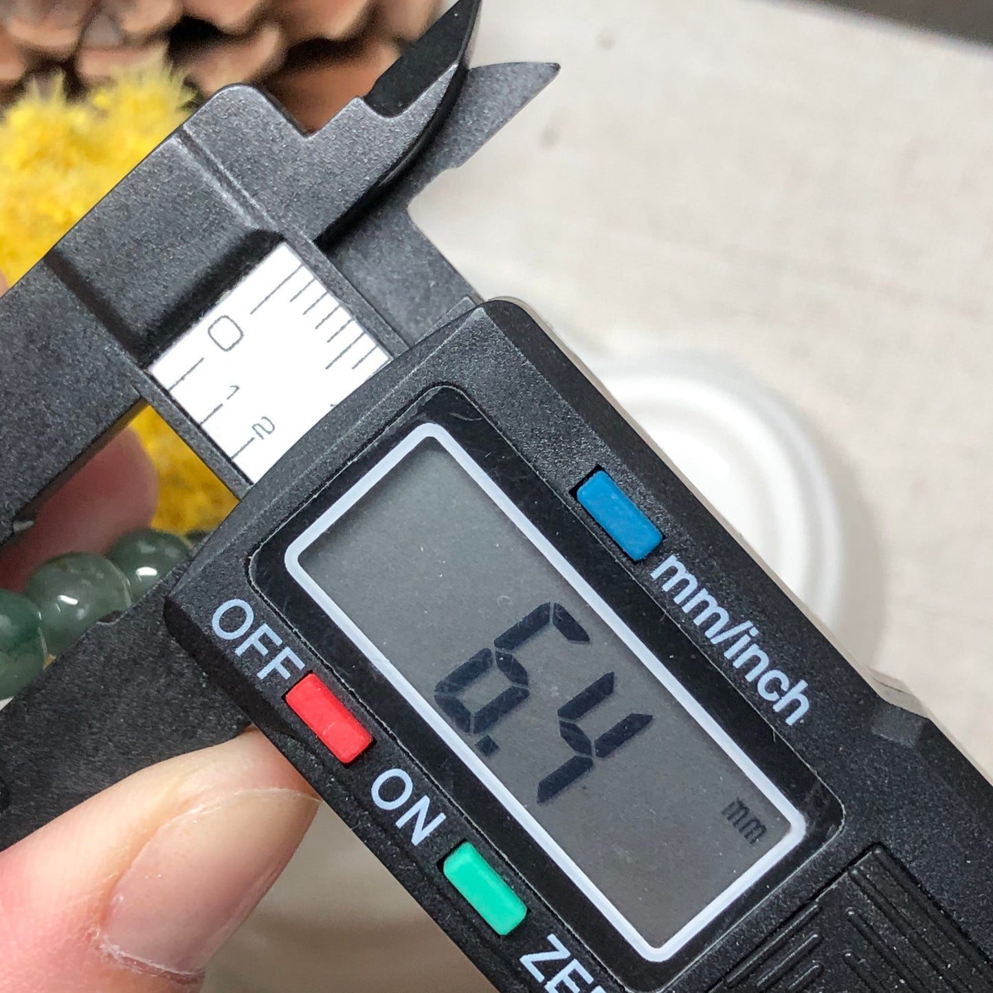 6.6 mm Grade A Icy Green Bead Bracelet Panther 6.6 mm x 27 bead bracelet