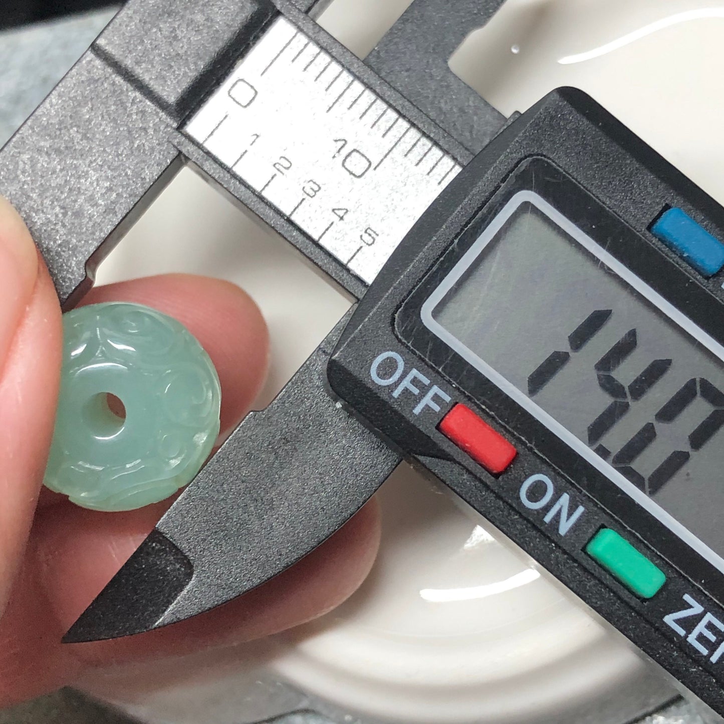 14.1 mm Grade A Apple Green Jadeite Jade Barrel Pendant Bracelet