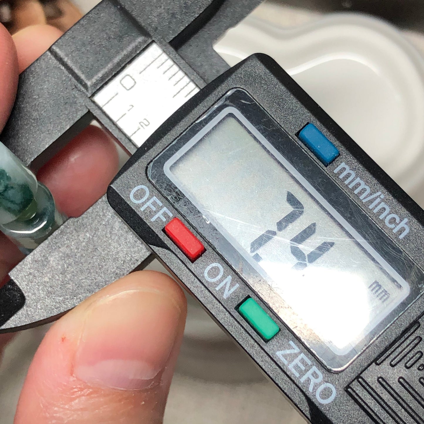 7.2 mm Grade A Green Float Flowers Jadeite Jade Bead Bracelet