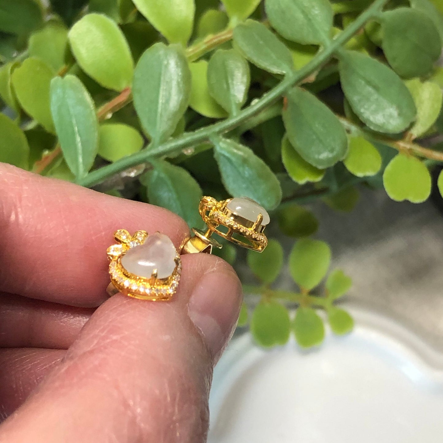 Grade A 3D Icy Glow Jadeite Jade Spade Heart 18K Yellow Gold Earring Diamonds