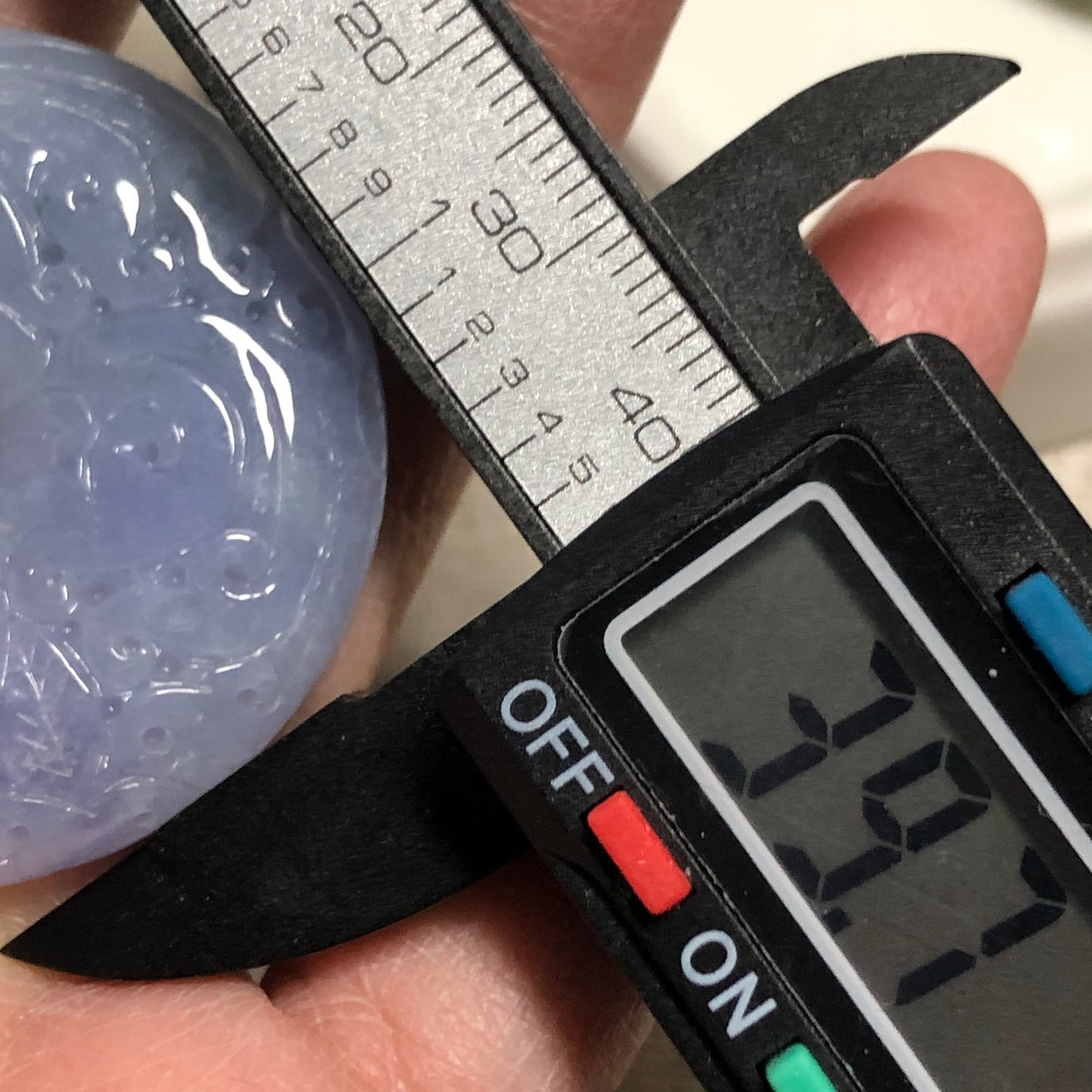 SALE 39.7 mm Certified Myanmar Grade A Lavender Asian Carved Peace Donut Pendant NEW