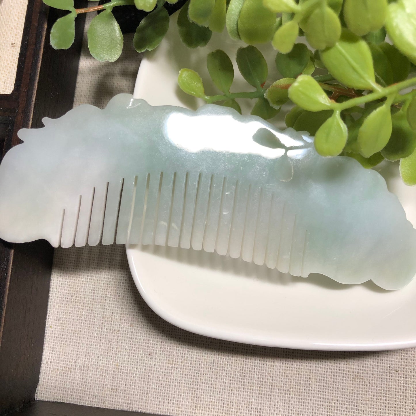 97.6 mm Certified Myanmar Grade A Tint Green Asian Carved Comb Display Collection NEW