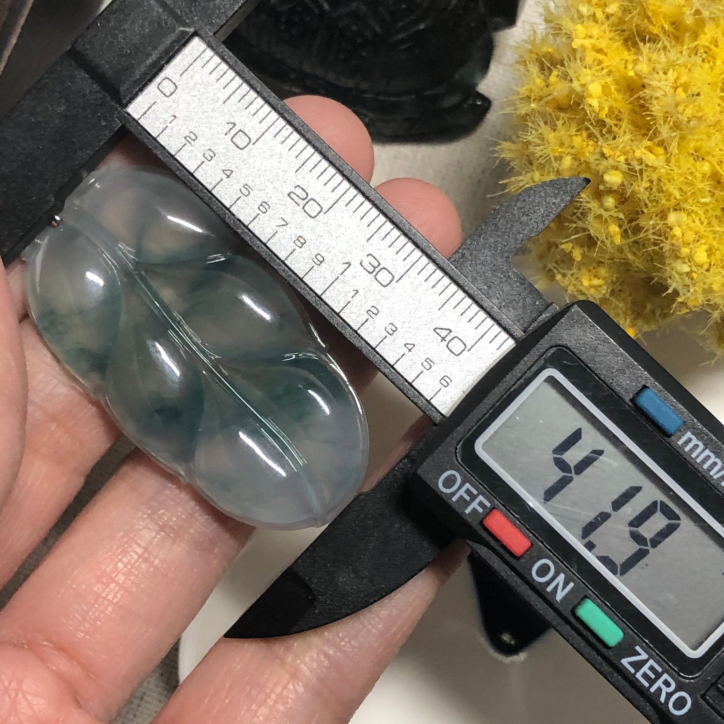 41.9 mm Myanmar Grade A Green Float Blue Flowers Leaf Jade 18K white gold bail