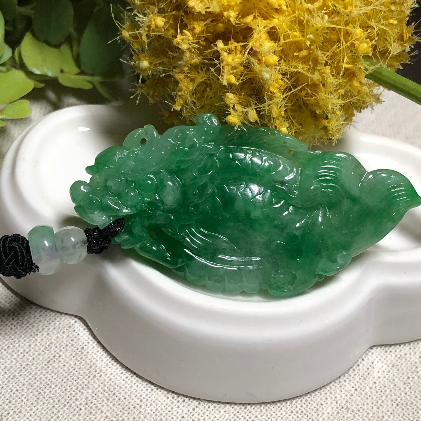 56 mm Certified Grade A Yang Green Carved Dragon Fish Pendant NEW