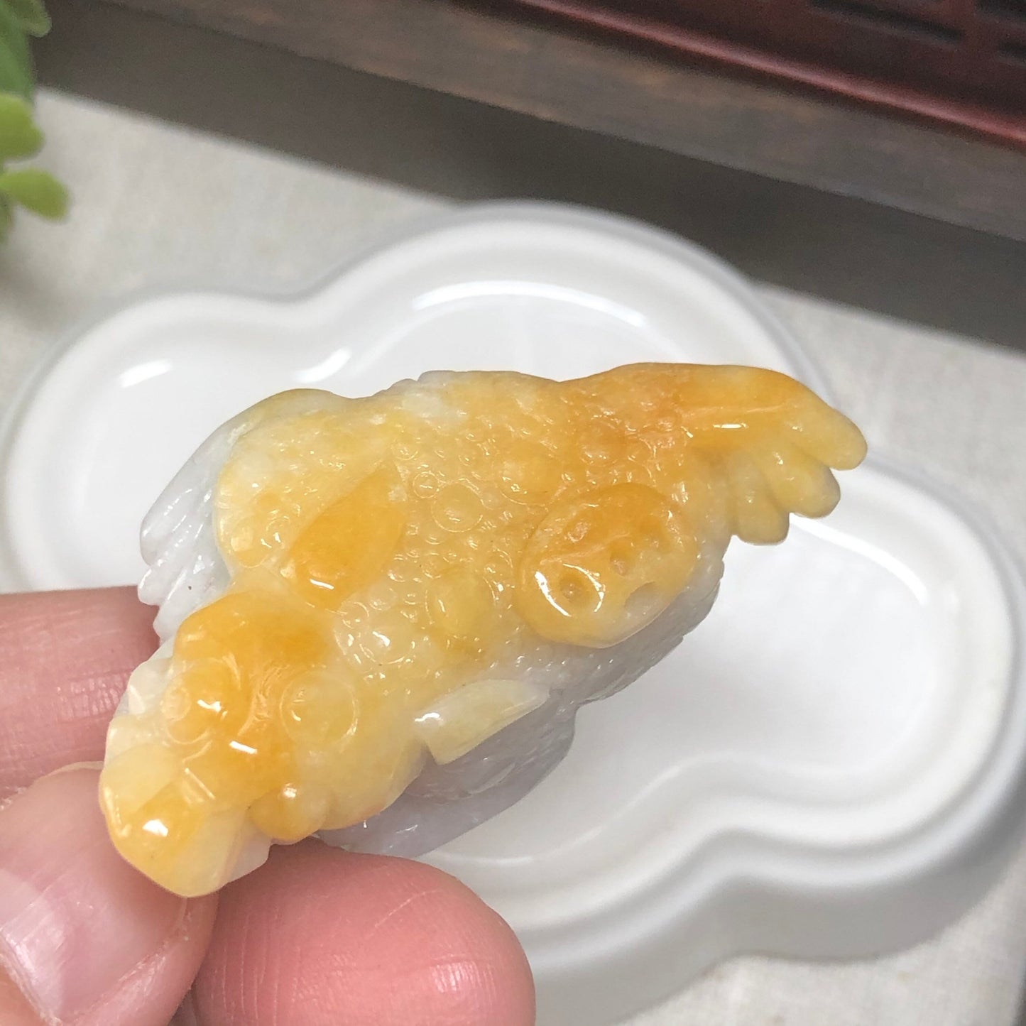 45 mm Grade A Yellow Brown Handmade Carved 3 Leg Legged Toad Display Pendant TC