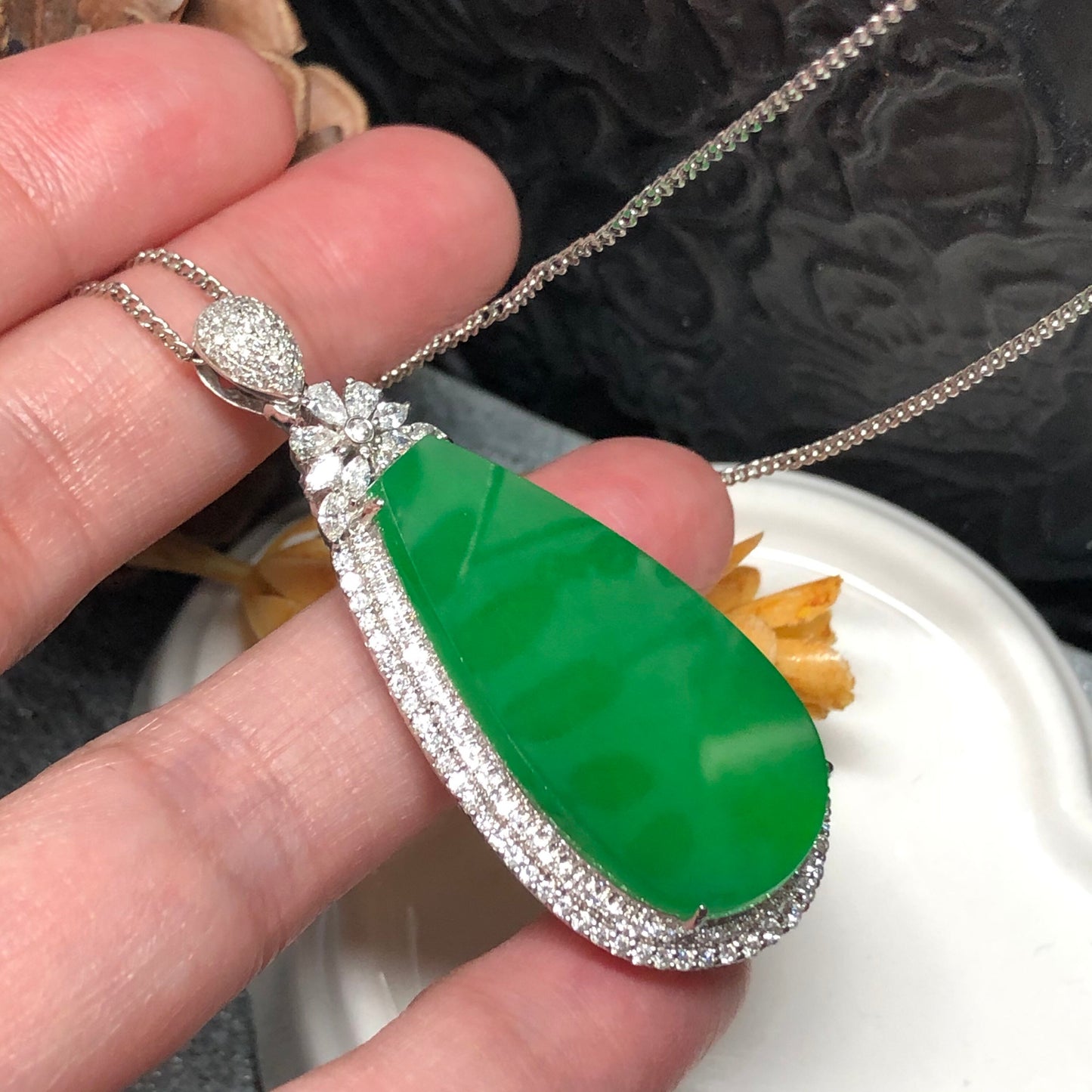 Yang Green Jadeite Jade Water Drop Pendant 18K White Gold Diamonds