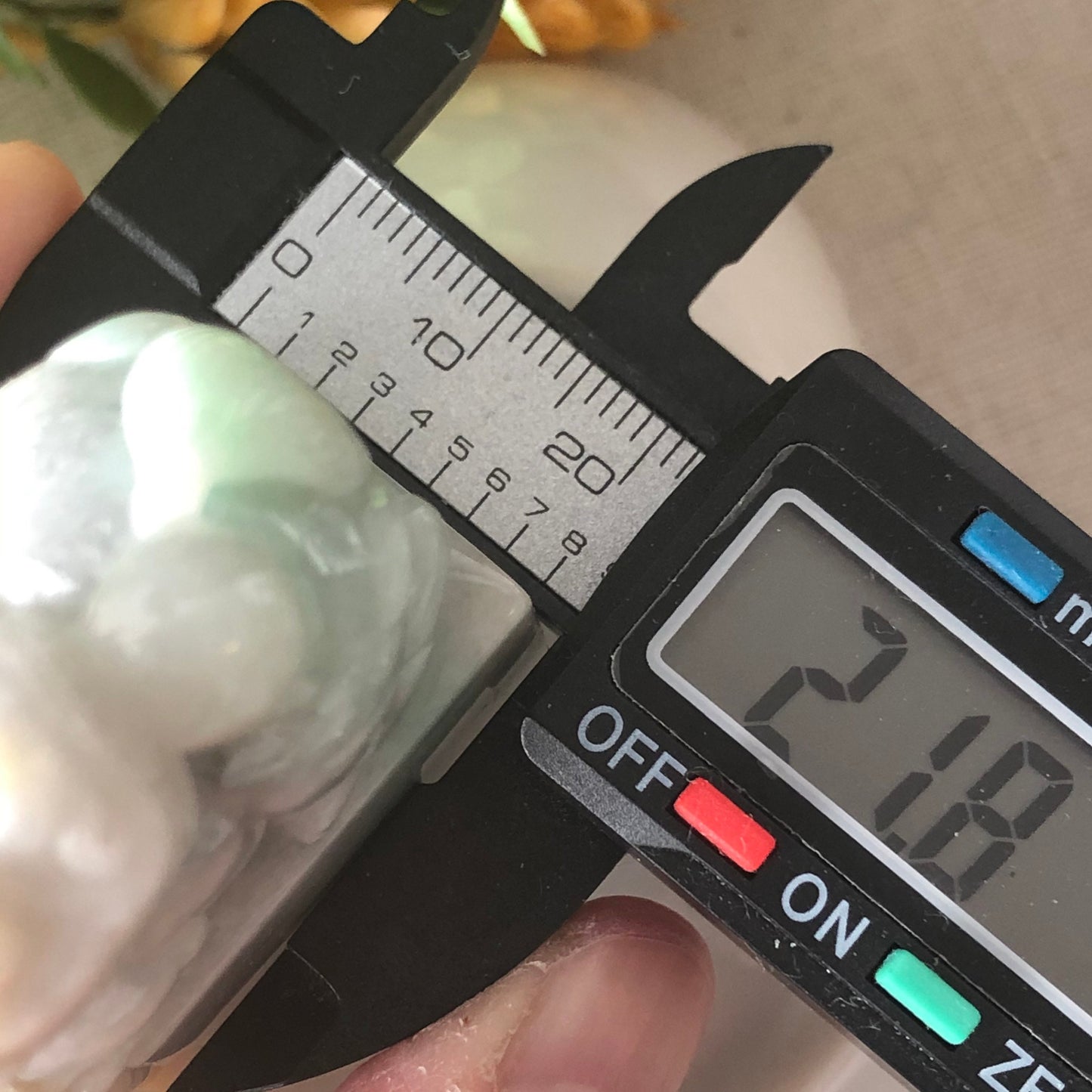 67.3mm Grade A Wuji Green Yellow Carved Pixiu Jadeite Jade Display Figurine Stamp