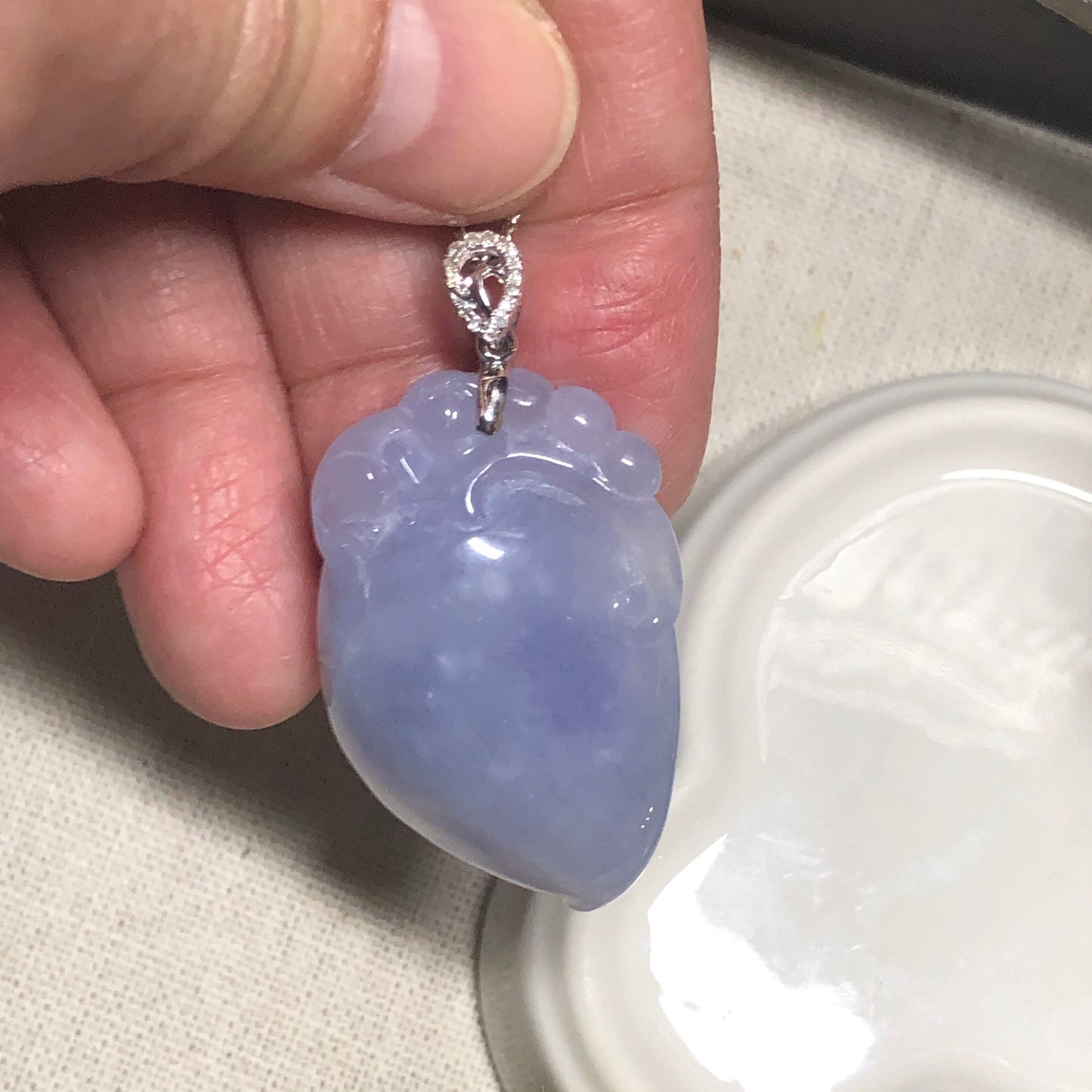 33 mm Grade A Big Lavender Jadeite Jade Big Peach Pendant 18K white gold bail