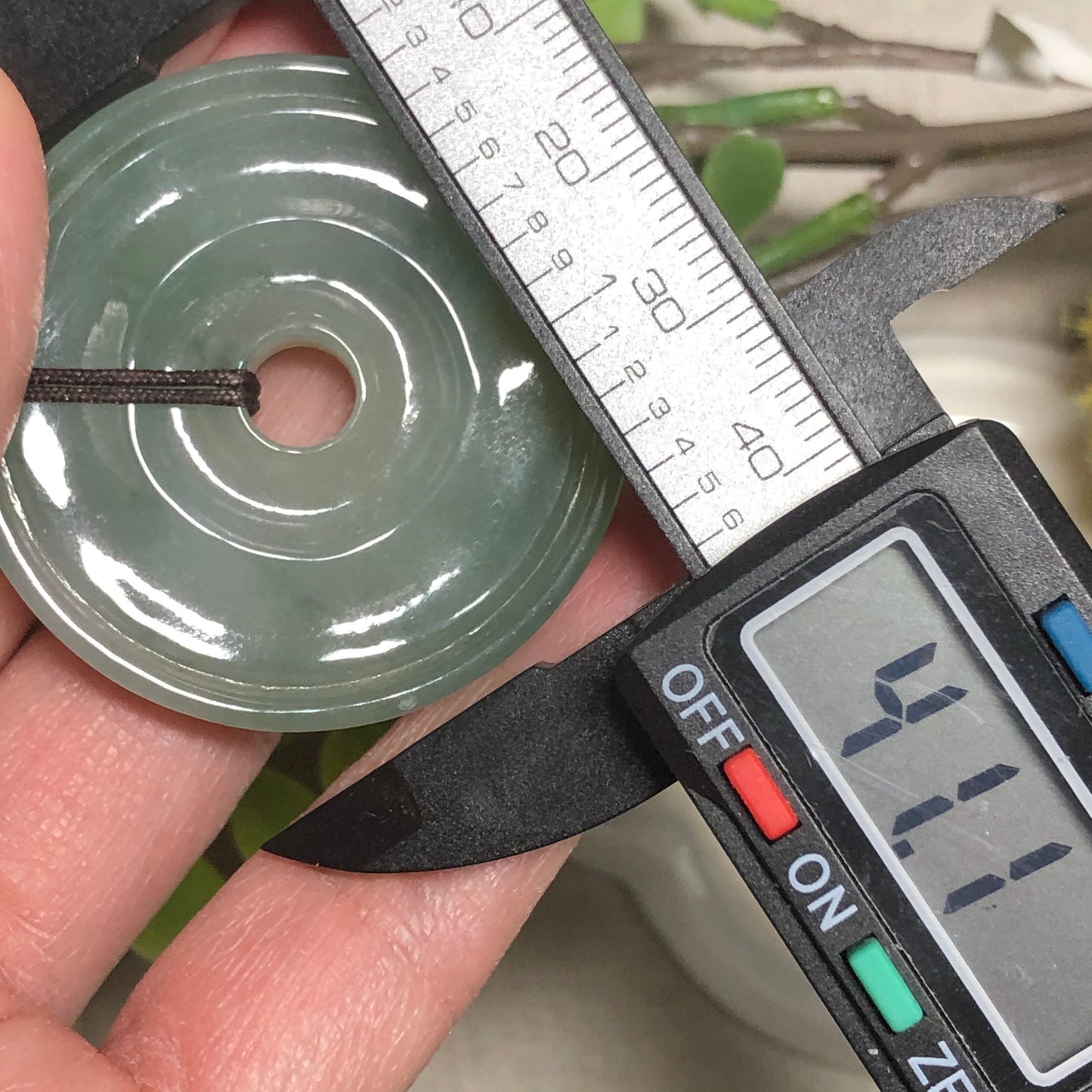 41.1 mm Certified Myanmar Grade A Green Yellow Gradient Pendant Medallion