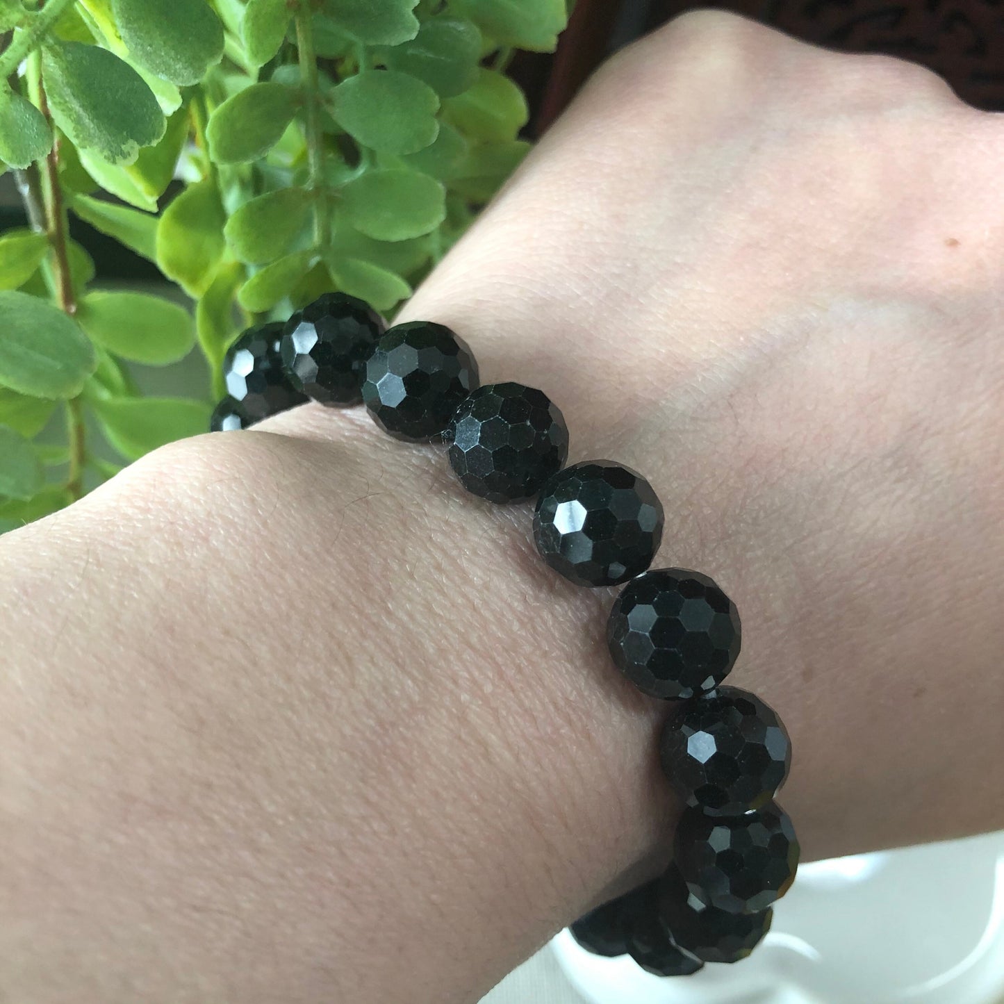 10 mm Grade A Carved Diamond Cut Black Omphacite Jadeite Jade Bead Bracelet 19 PCs.