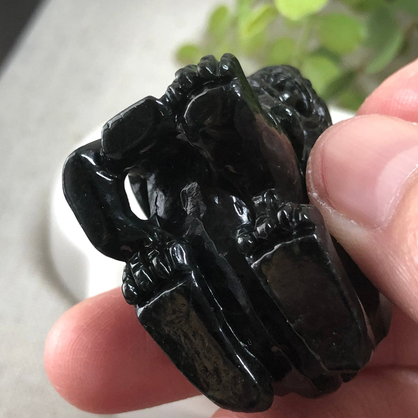 33.2mm Jadeite Jade Carved Wuji Lion Animal Display Pendant