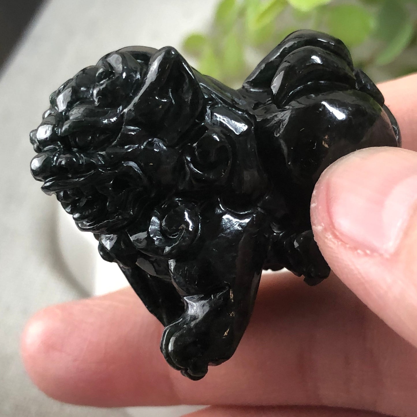 33.2mm Jadeite Jade Carved Wuji Lion Animal Display Pendant
