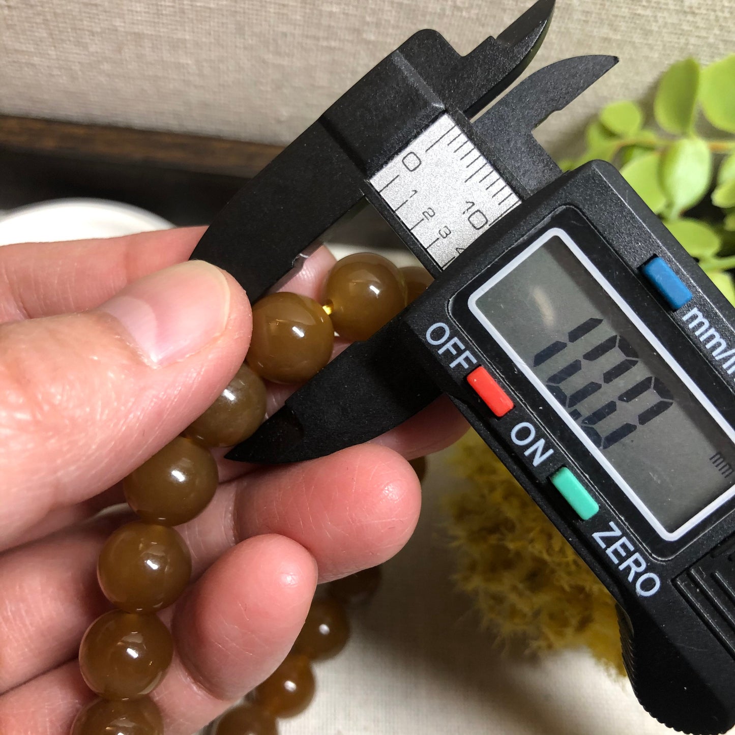 10mm Yellow Brown Hetian Jade Round Bracelet 20pcs.