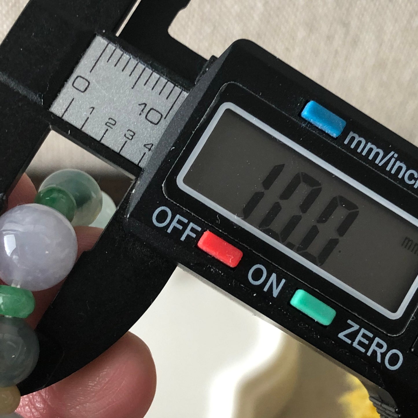 SALE: 8-10 mm Asst Icy Glutinous Moist Sky Blue Jadeite Jade Bead Bracelet 22 PCs.