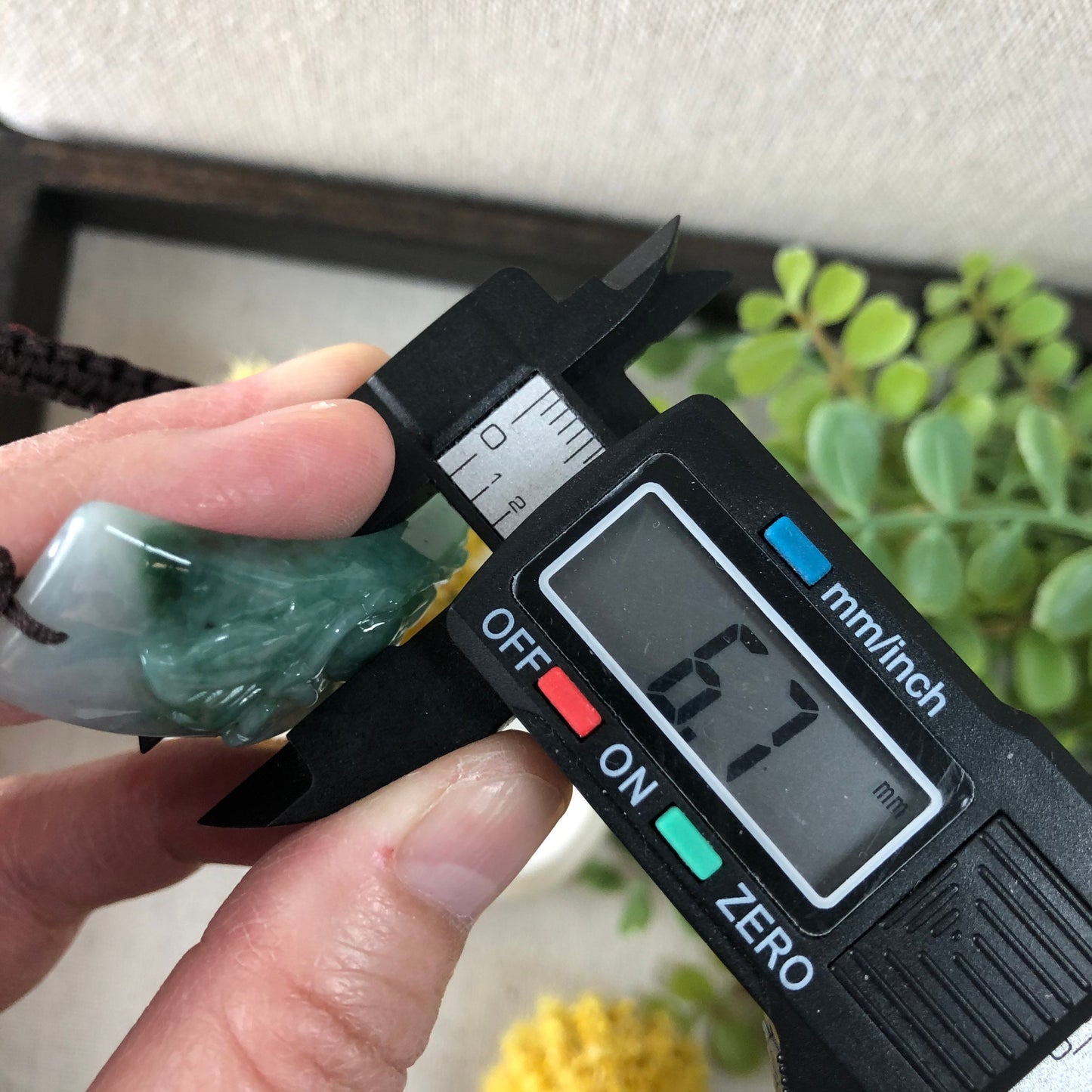 51.7mm Grade A Green Carved Flower Jadeite Jade Rope Bracelet