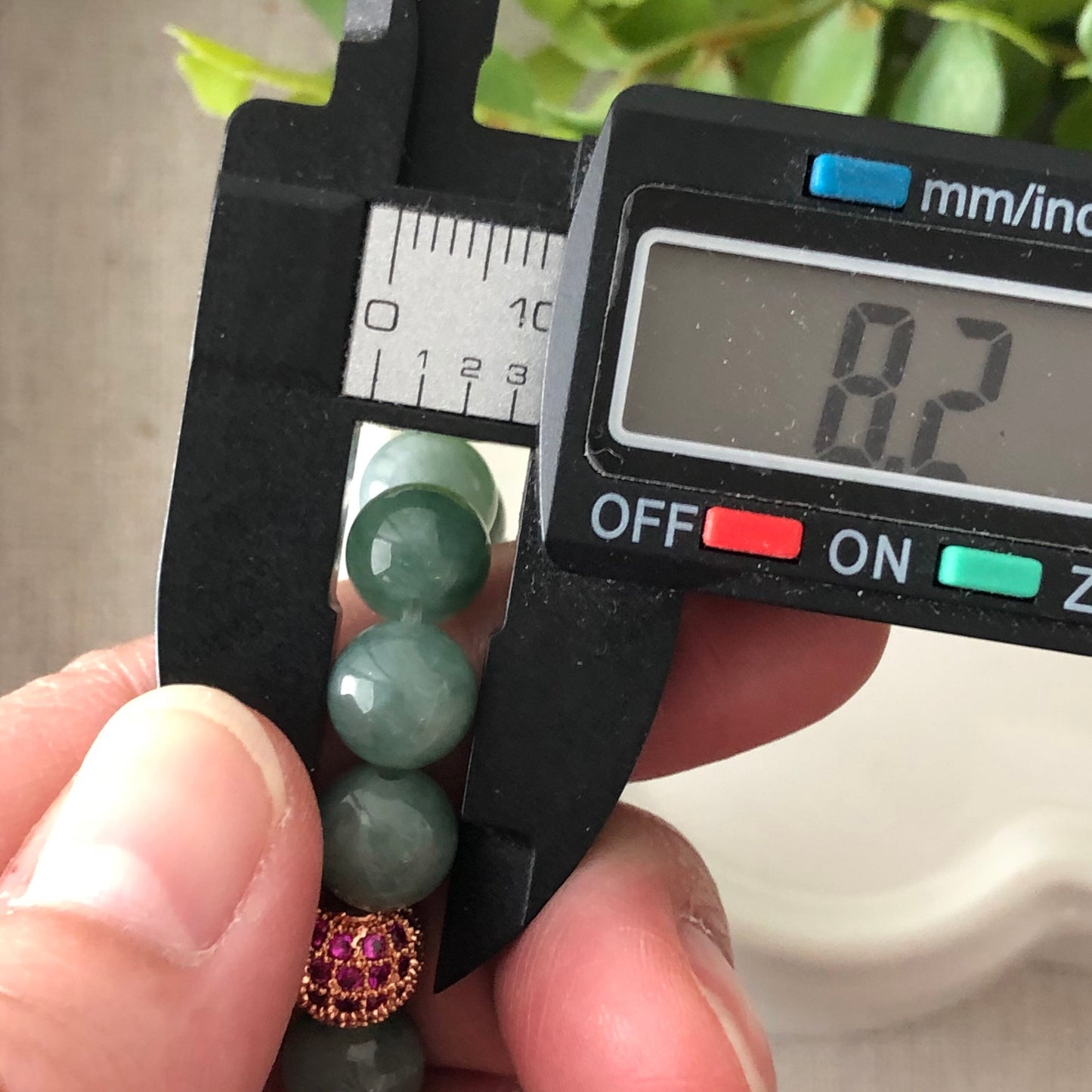 SALE:8mm Jadeite Jade Green Float Flowers Bead Bracelet 20pcs