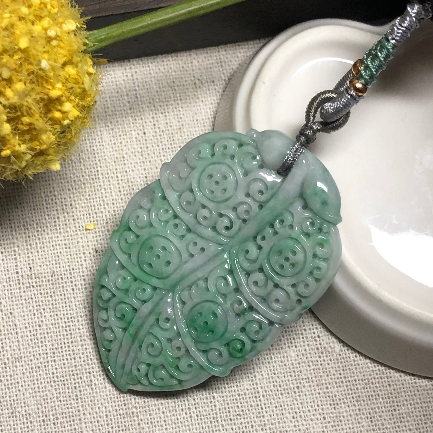SALEL: 54.4 mm Jadeite Jade Green Carved Asian Design Leaf Pendant