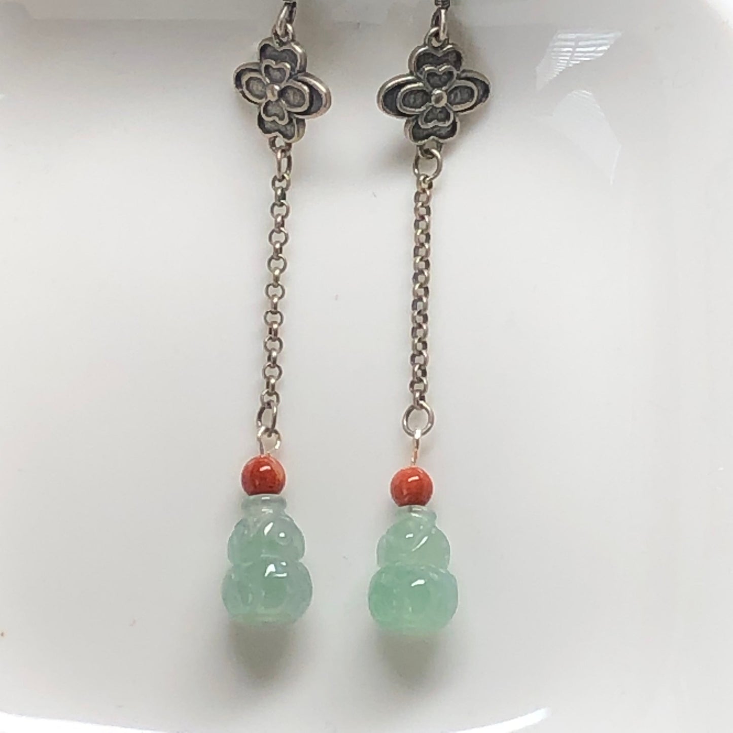 10mm Jadeite Jade Icy Tint Green Dangle Carved Gourd Earrings 925S