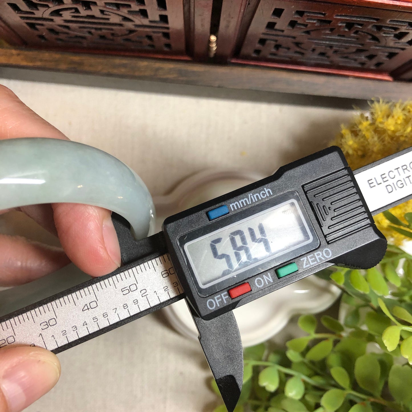 58 mm Jadeite Jade Icy Earthy Green Bangle