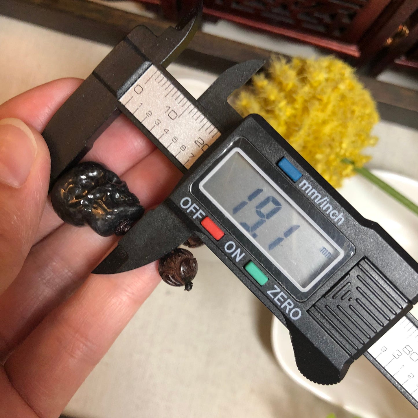 19.1mm Carved Wuji Black Jadeite Jade 3D Skeletal Head Keychain Charm