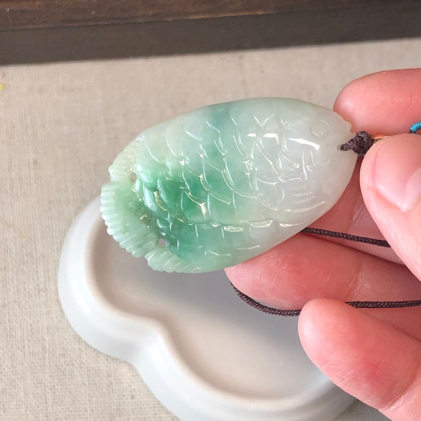 44.7 mm Icy Green Carved Fish Jadeite Jade Keyring Key chain charm pendant