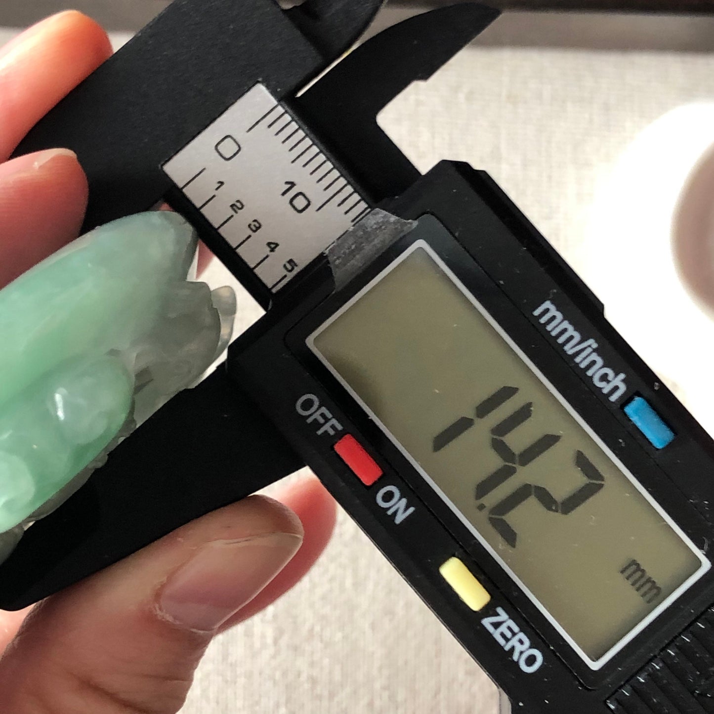 52.3 mm Grade A Green Carved Landscape trees Ruyi frog leaf coin Pendant