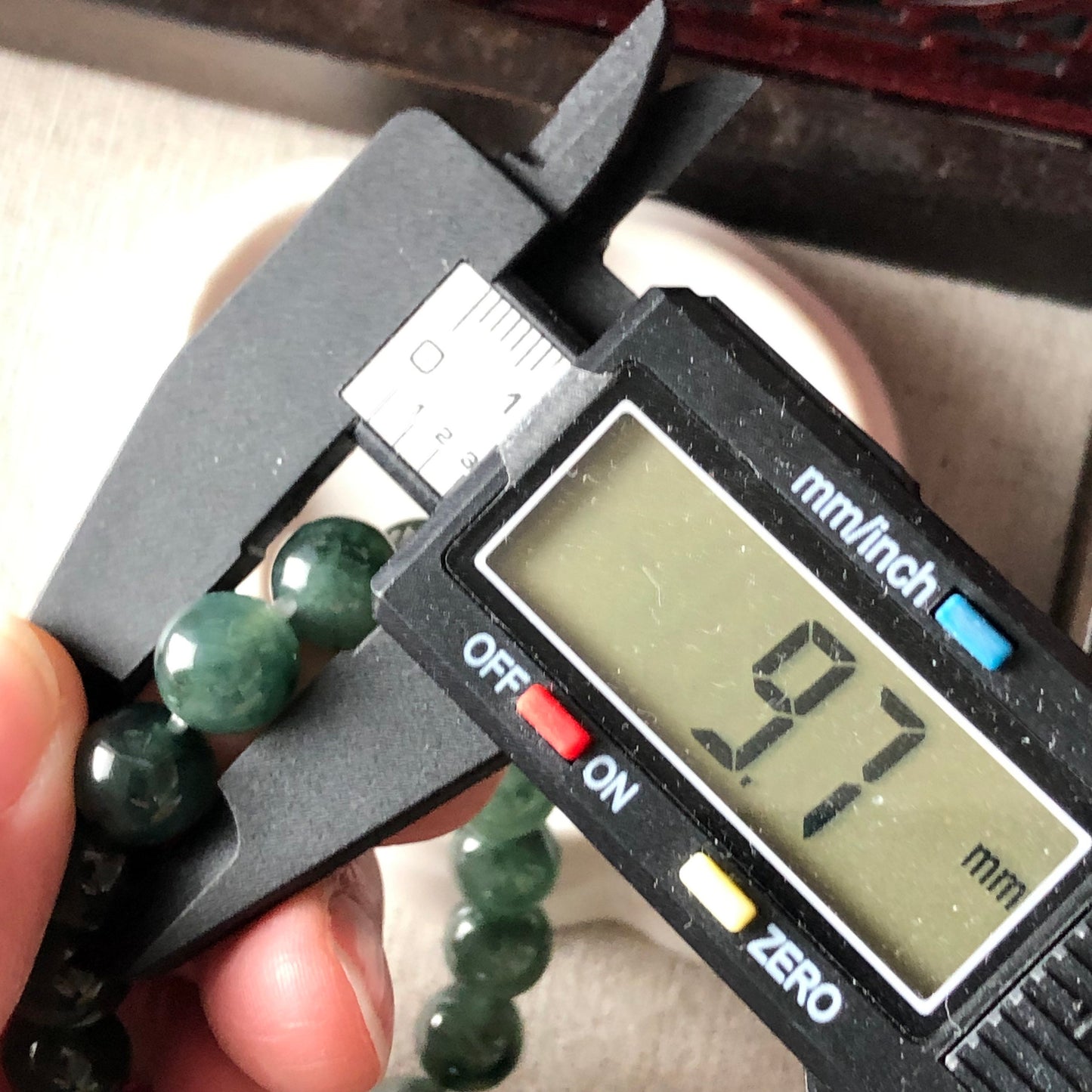 9.7 mm Green Floating Flowers Jadeite Jade Bead Bracelet 19pcs.