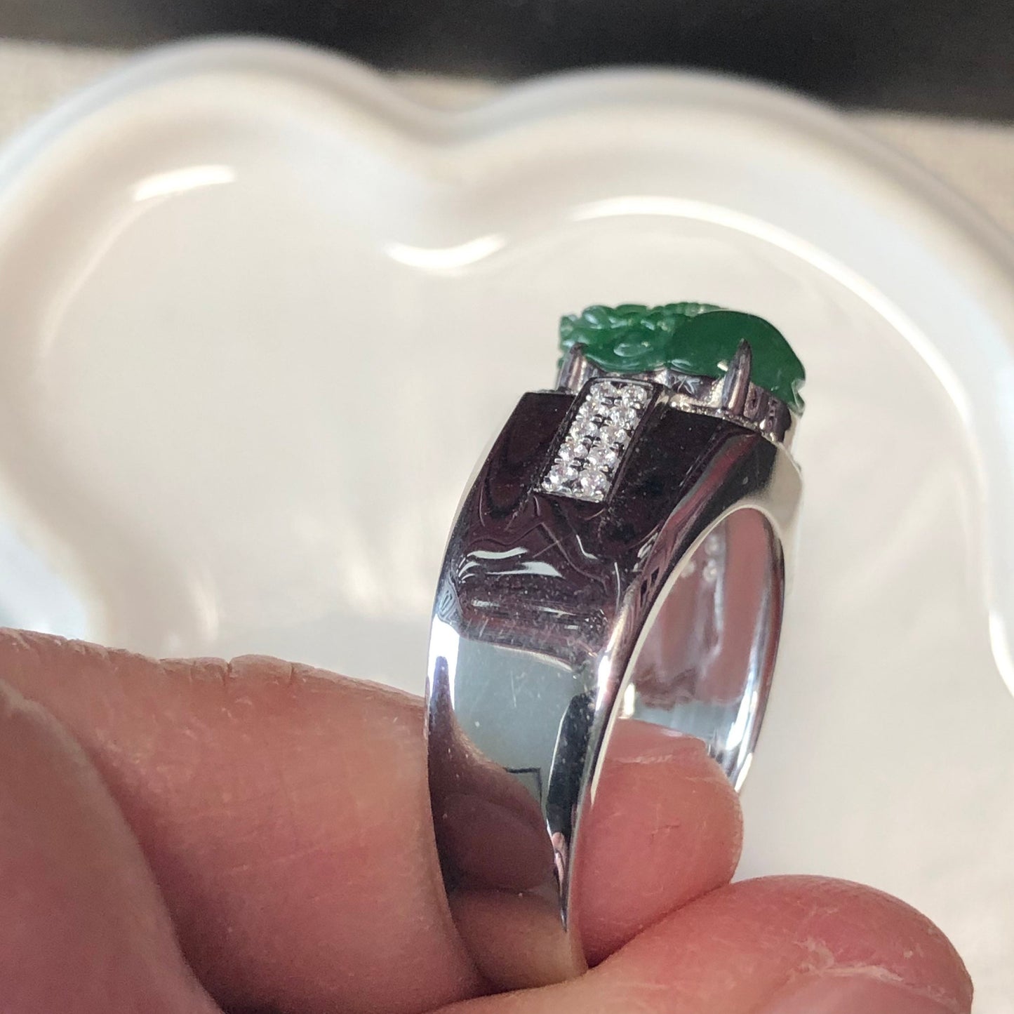 925 Silver Carved Pixiu Men Jadeite Jade Green Ring