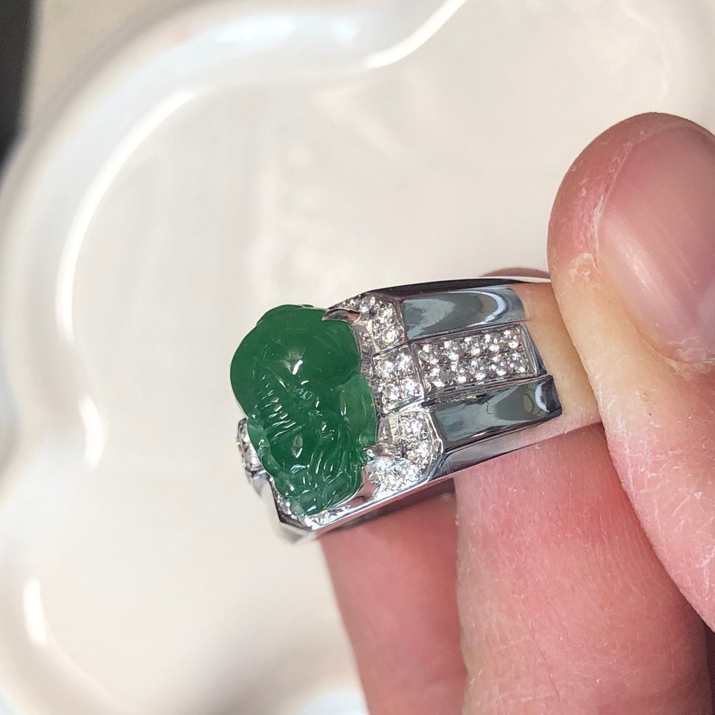 925 Silver Carved Pixiu Men Jadeite Jade Green Ring