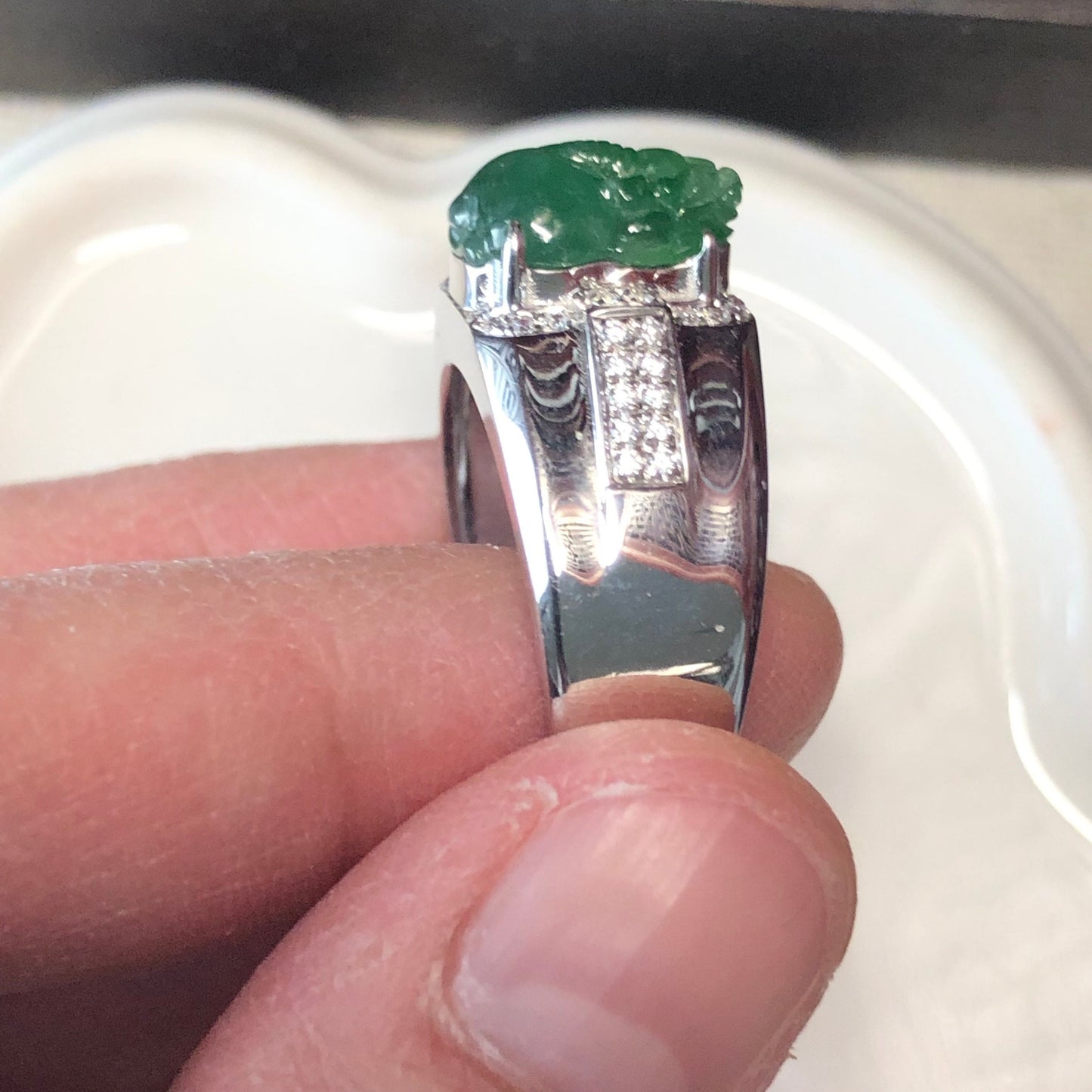 925 Silver Carved Pixiu Men Jadeite Jade Green Ring