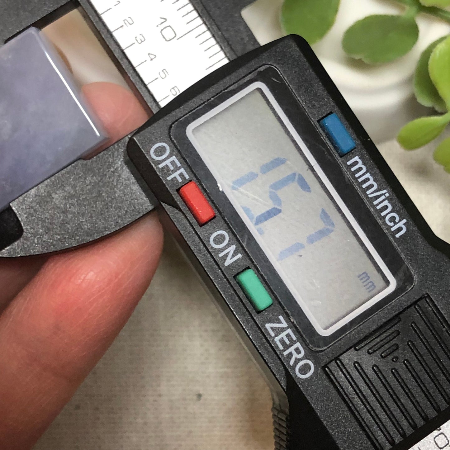 18K Yellow Gold Lavender Plaque Jadeite Jade Pendant