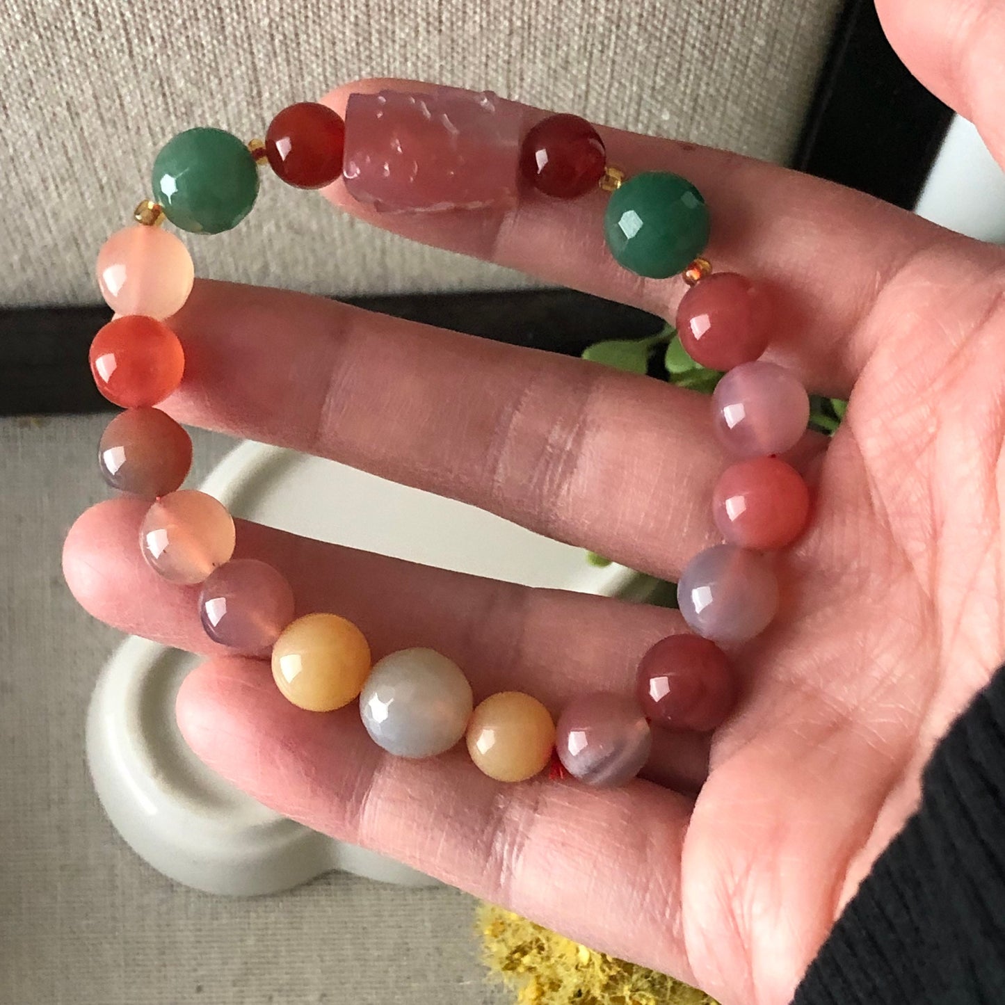 9.3mm Carved Agate Grade A Natural Bead Bracelet Health Circulation Icy