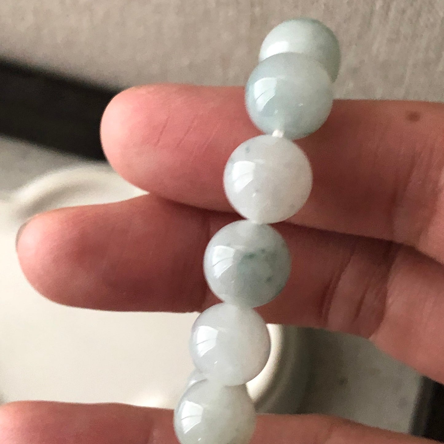 10 mm Green Float Flowers Jade Jadeite Round Bead Bracelet