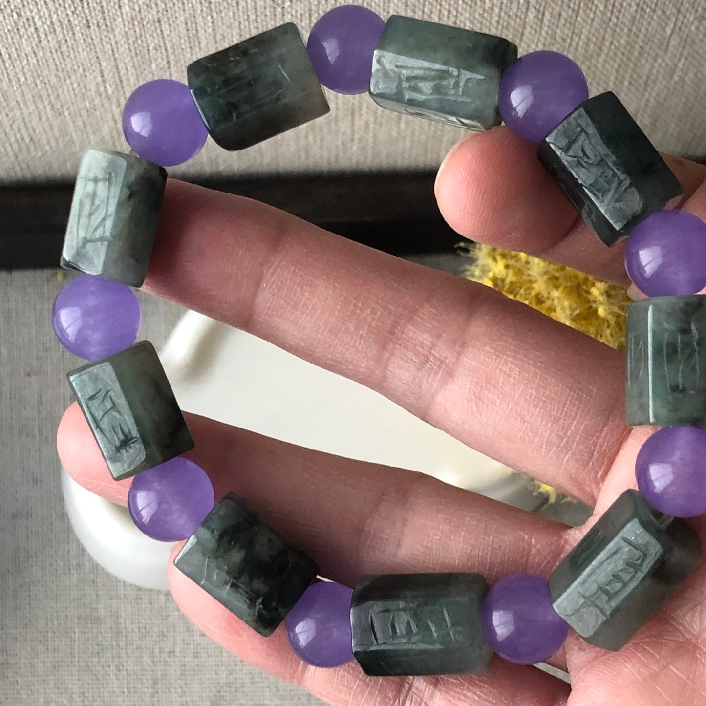 10x14.7mm Green Water Lake Jadeite Jade Six Word Carved Blessing Bead Bracelet