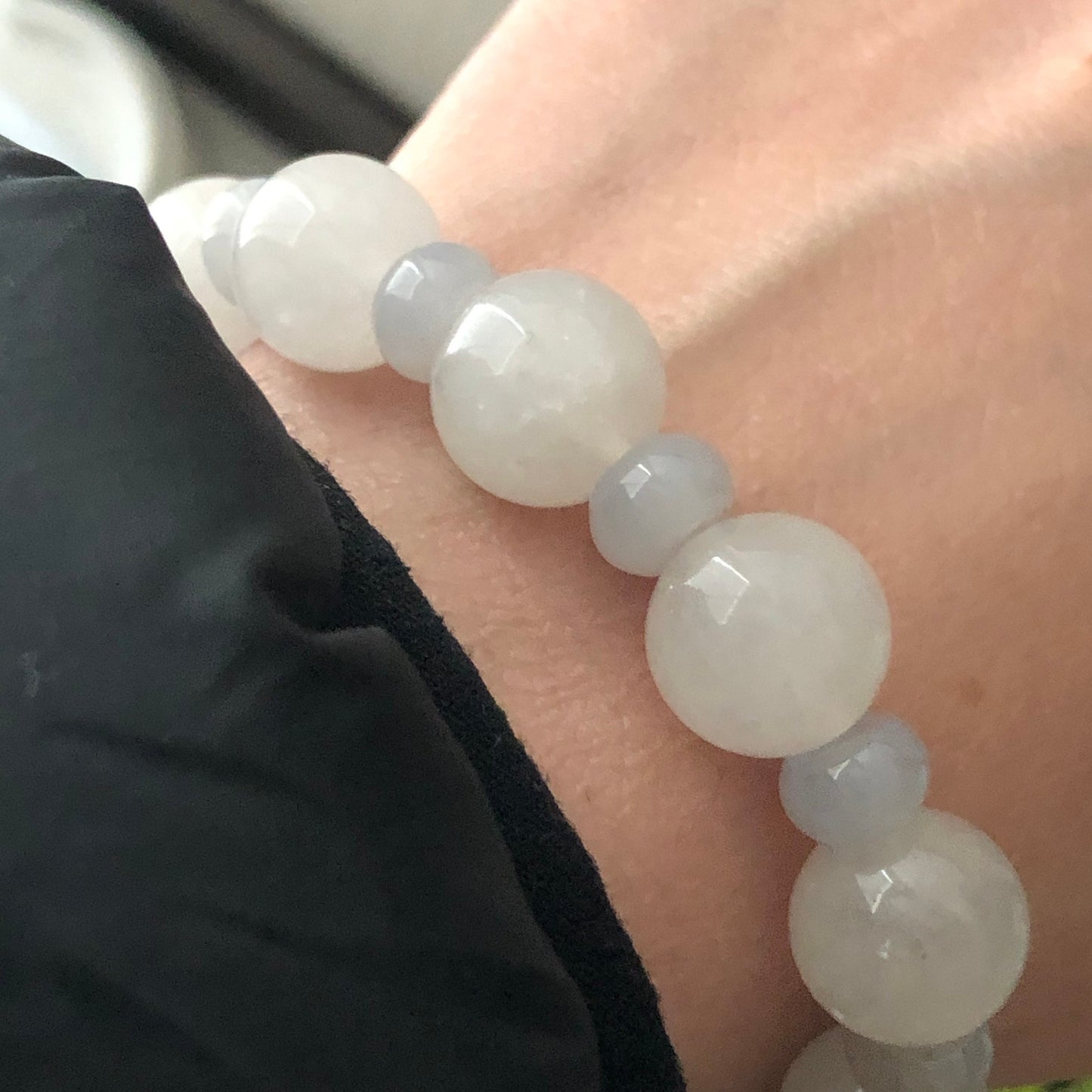 12 Jadeite Jade Icy with Lavender flat Bead Bracelet