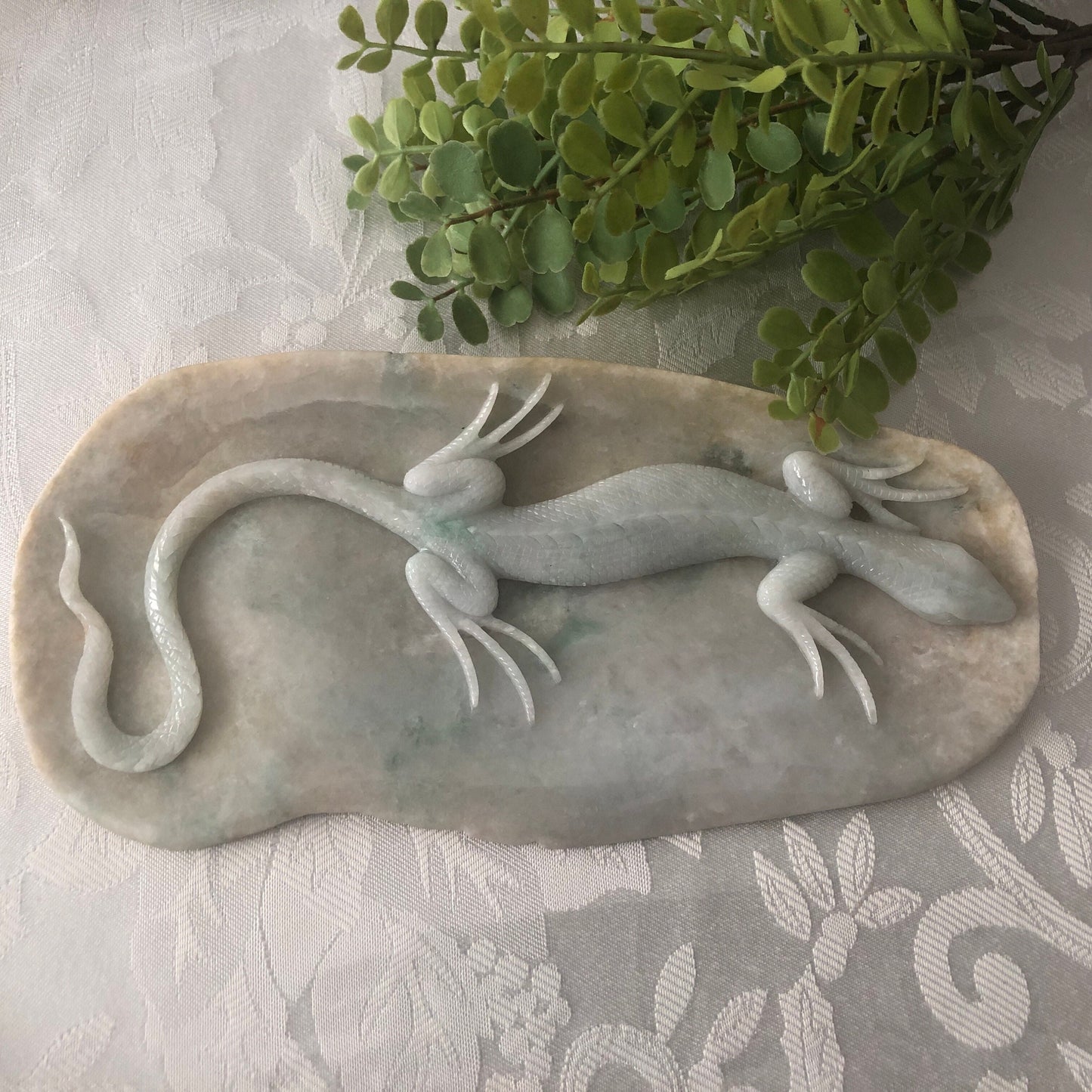 210 mm Earthy Jadeite Jade Green Brown Carved Lizard Display