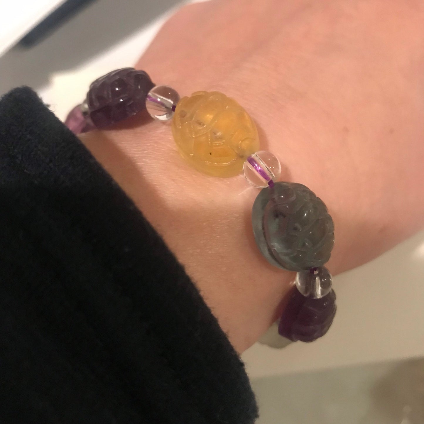 15 mm Natural Assorted Carved Turtle Shell Crystal Bracelet