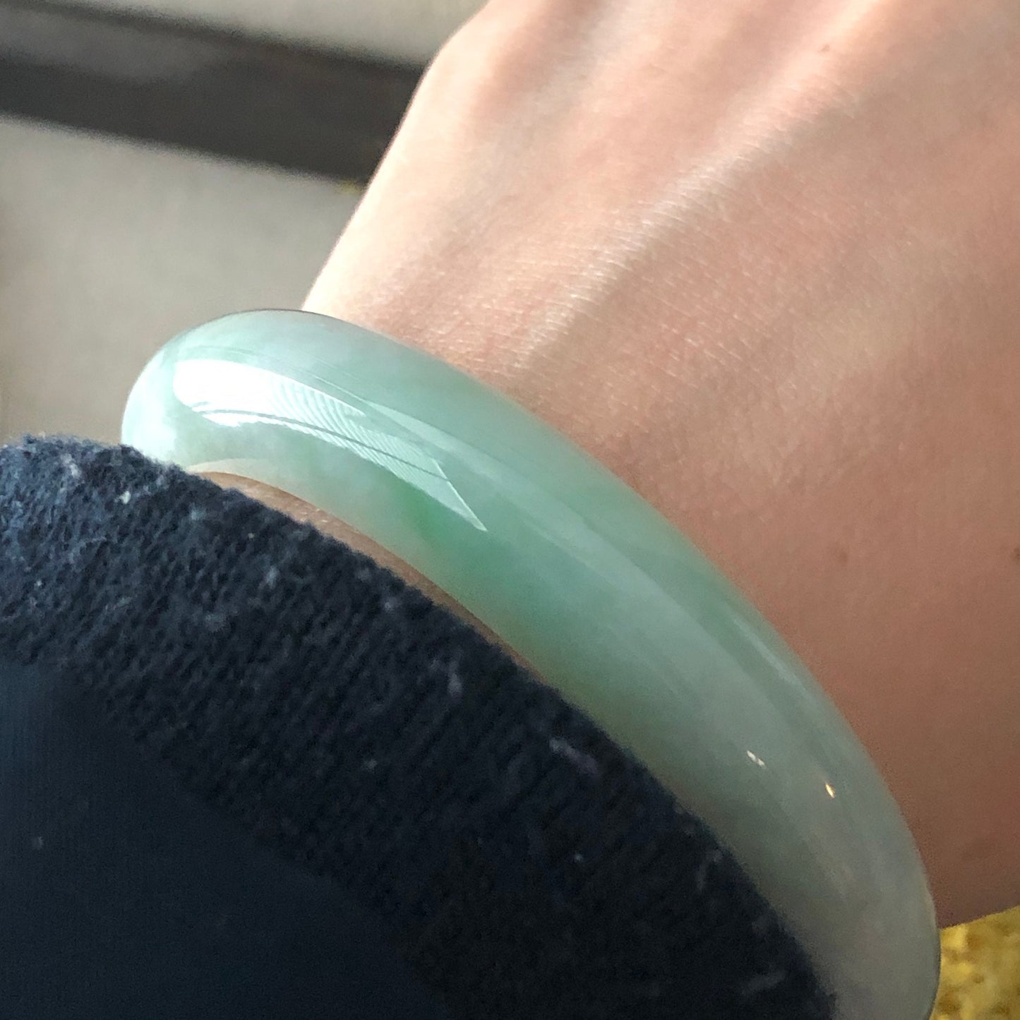 55mm Glossy Green D-shaped Bangle