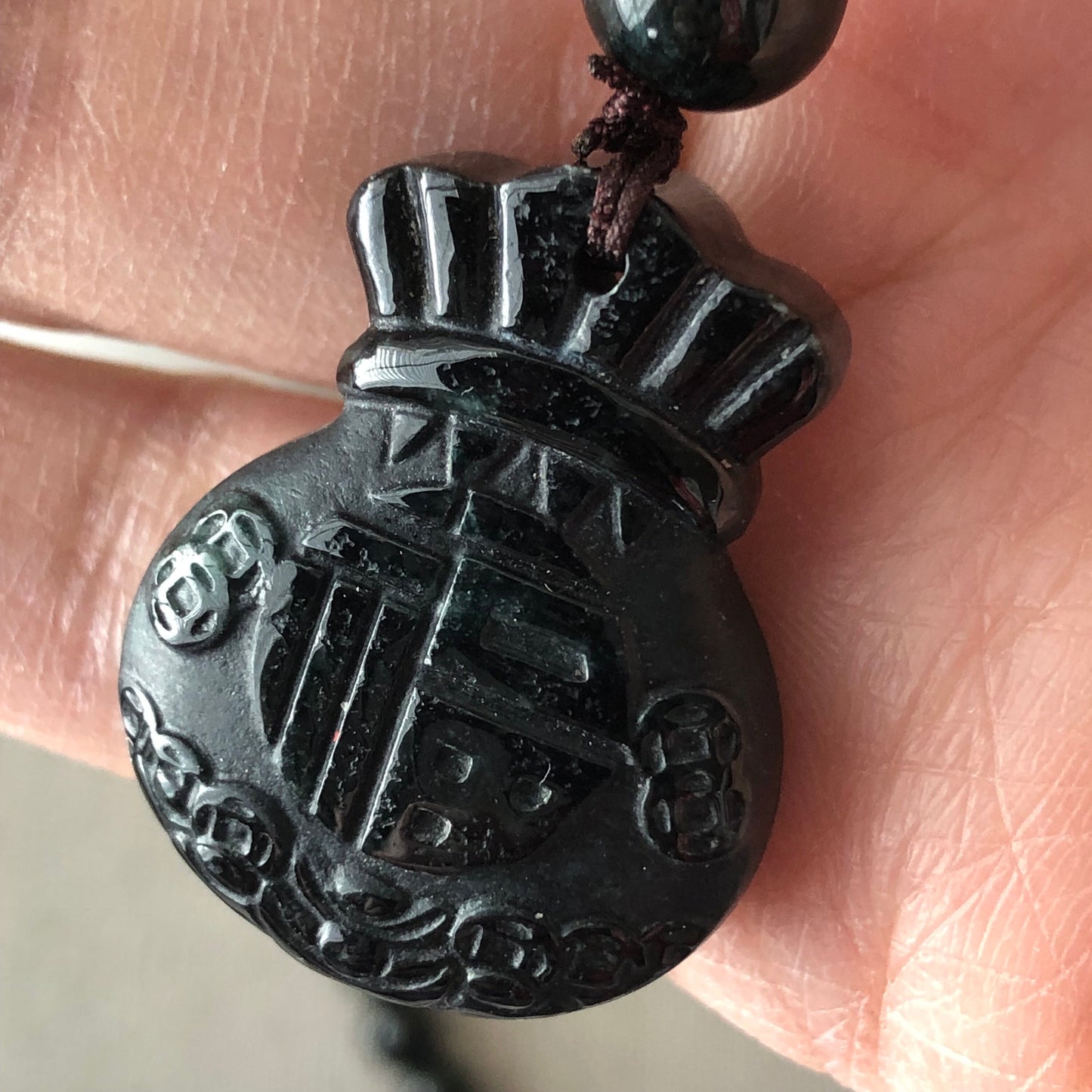 6 mm Icy Glossy Omphacite Jade Bead Necklace with Money Bag Pendant