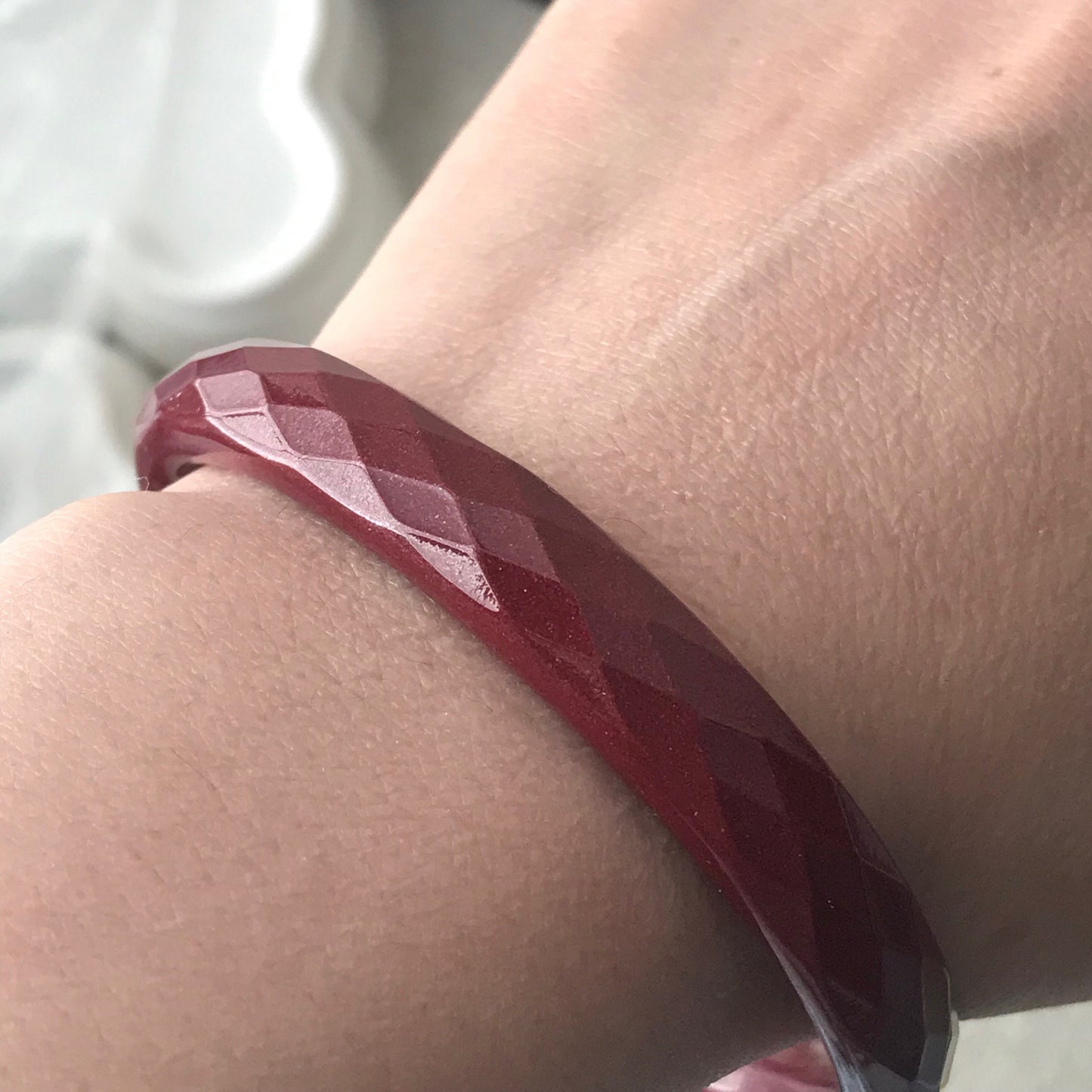 58 mm Imperial Purple Cinnabar Bangle with Diamond Cut Carving