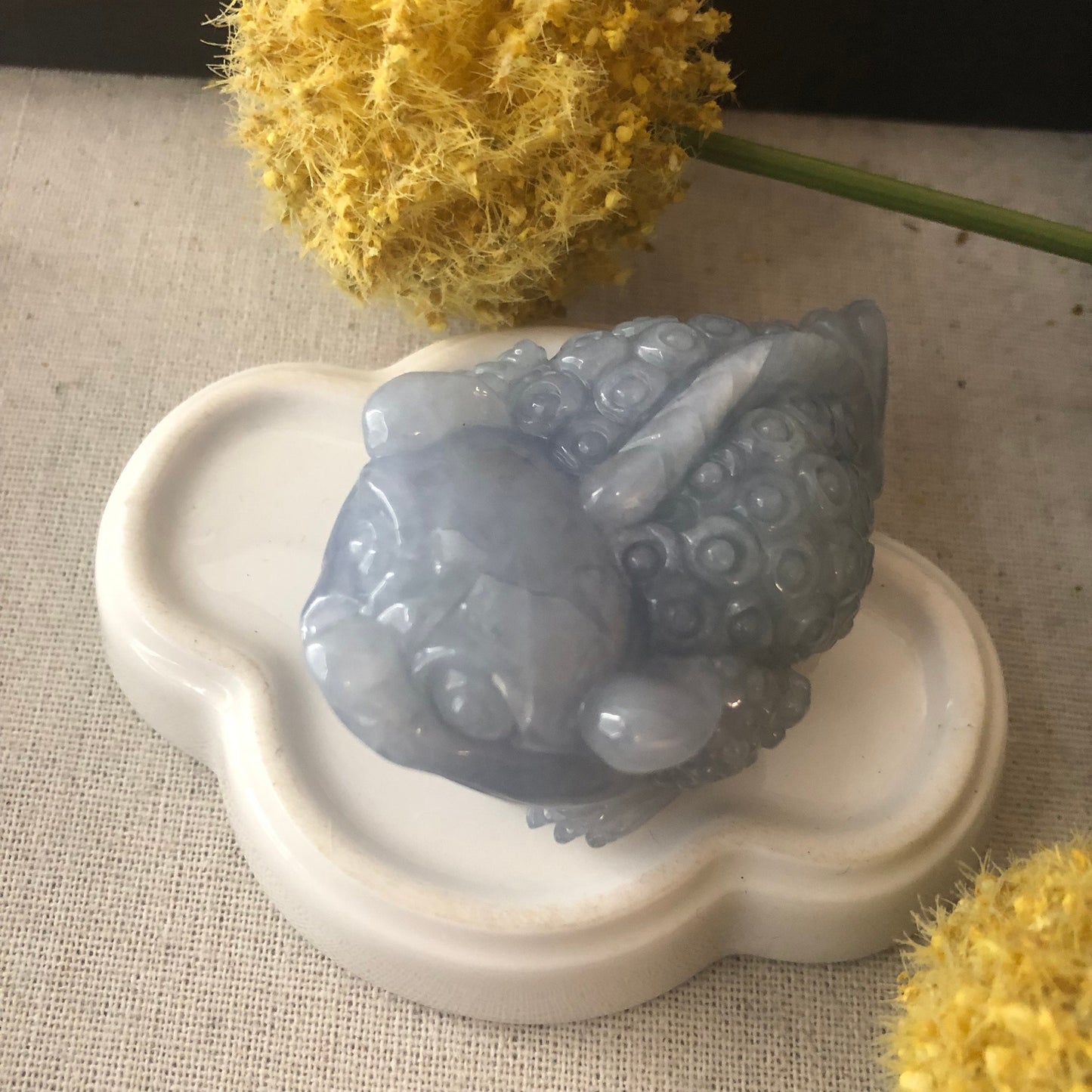 68mm Icy Lavender Blue Jadeite Jade Carved 3 Legged Toad Coin Display Statue