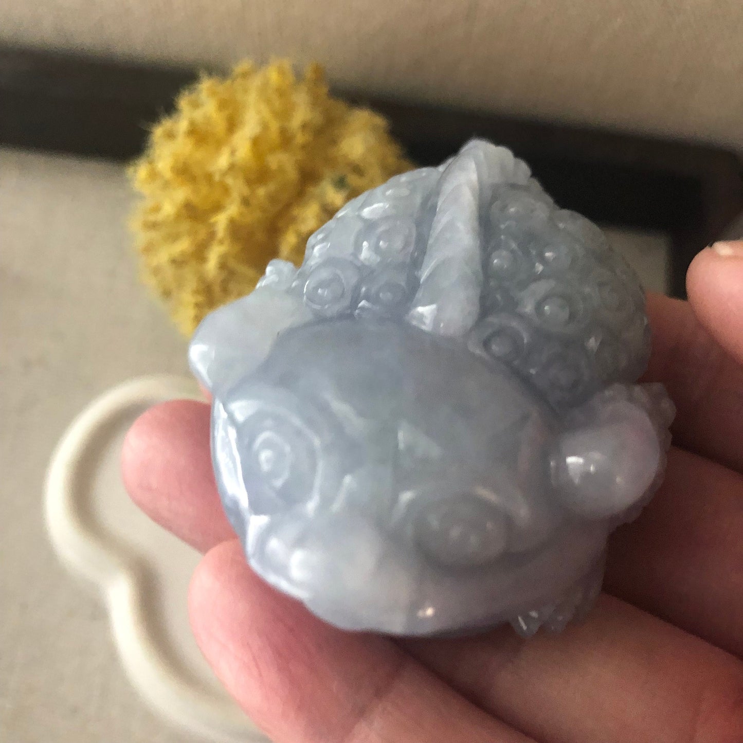 68mm Icy Lavender Blue Jadeite Jade Carved 3 Legged Toad Coin Display Statue