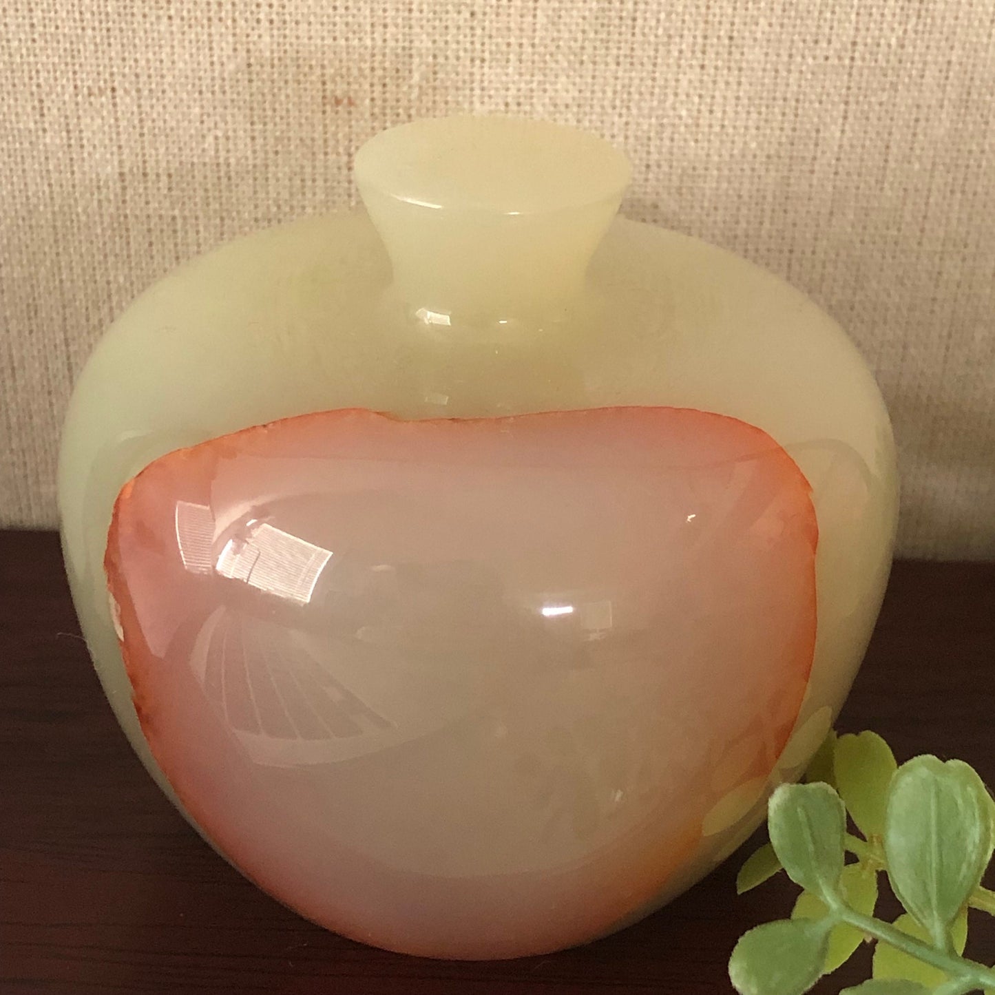 2.5 inches Apple Jade Display Statue