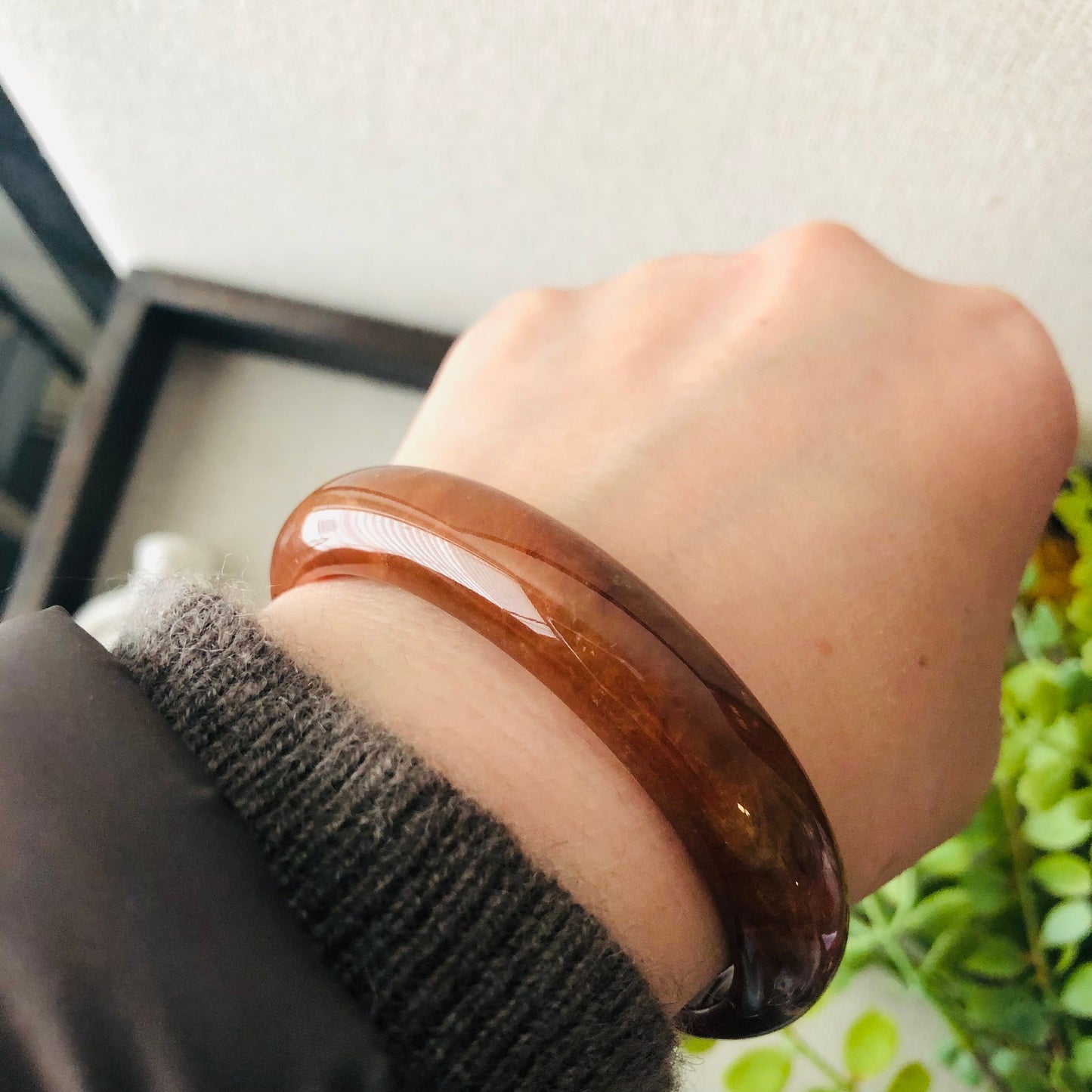 55.2mm Glossy Jadeite Jade Red Yellow Brown Bangle