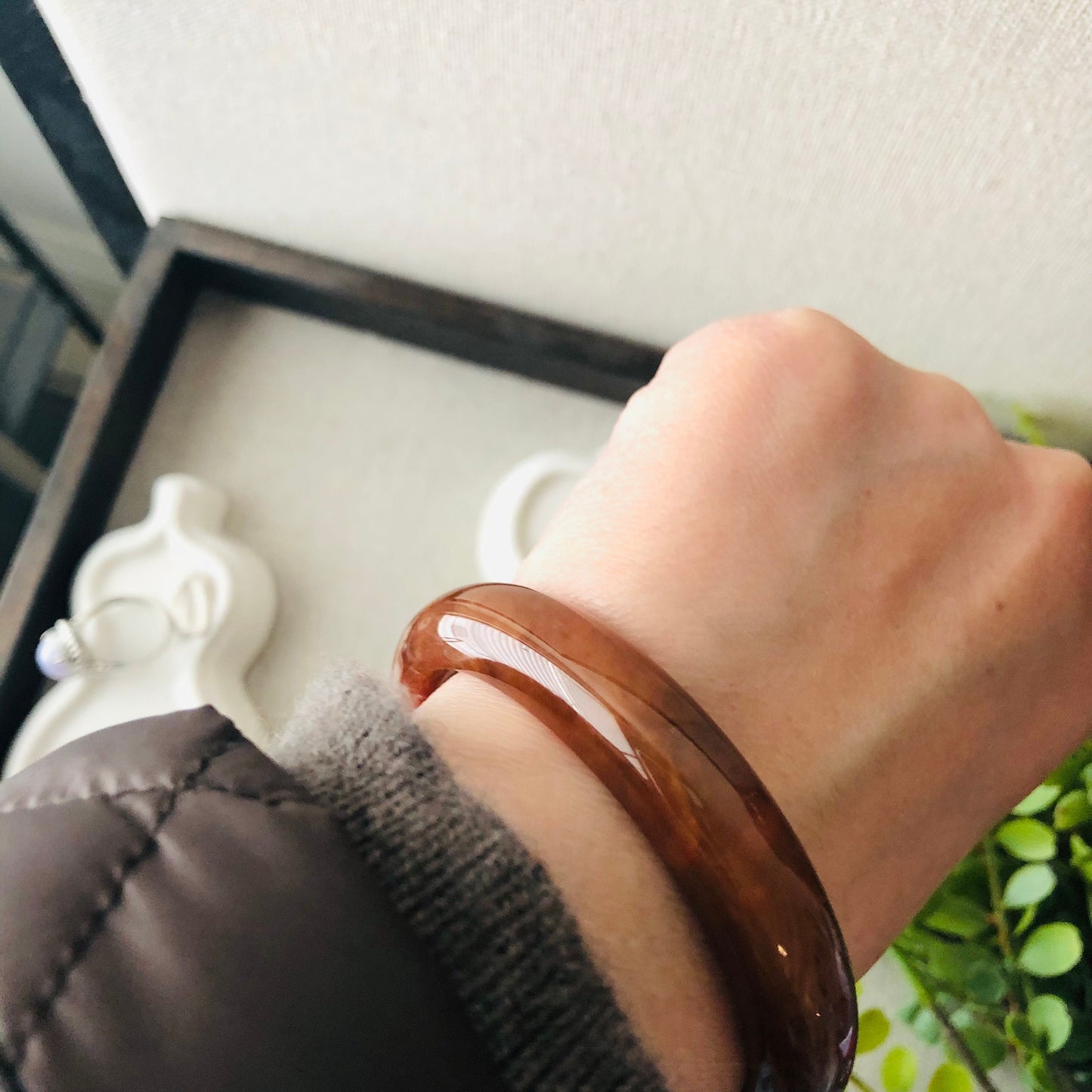 55.2mm Glossy Jadeite Jade Red Yellow Brown Bangle