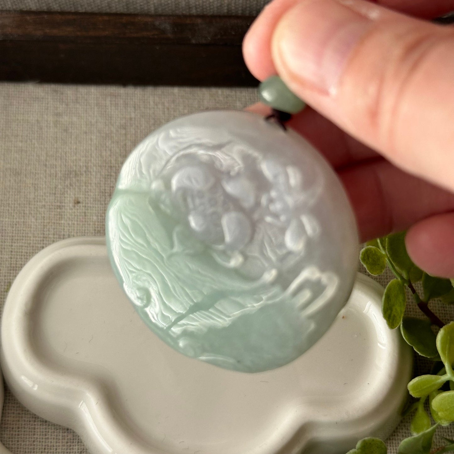 49 mm Icy Lavender Green Carved Flower Bird Pendant